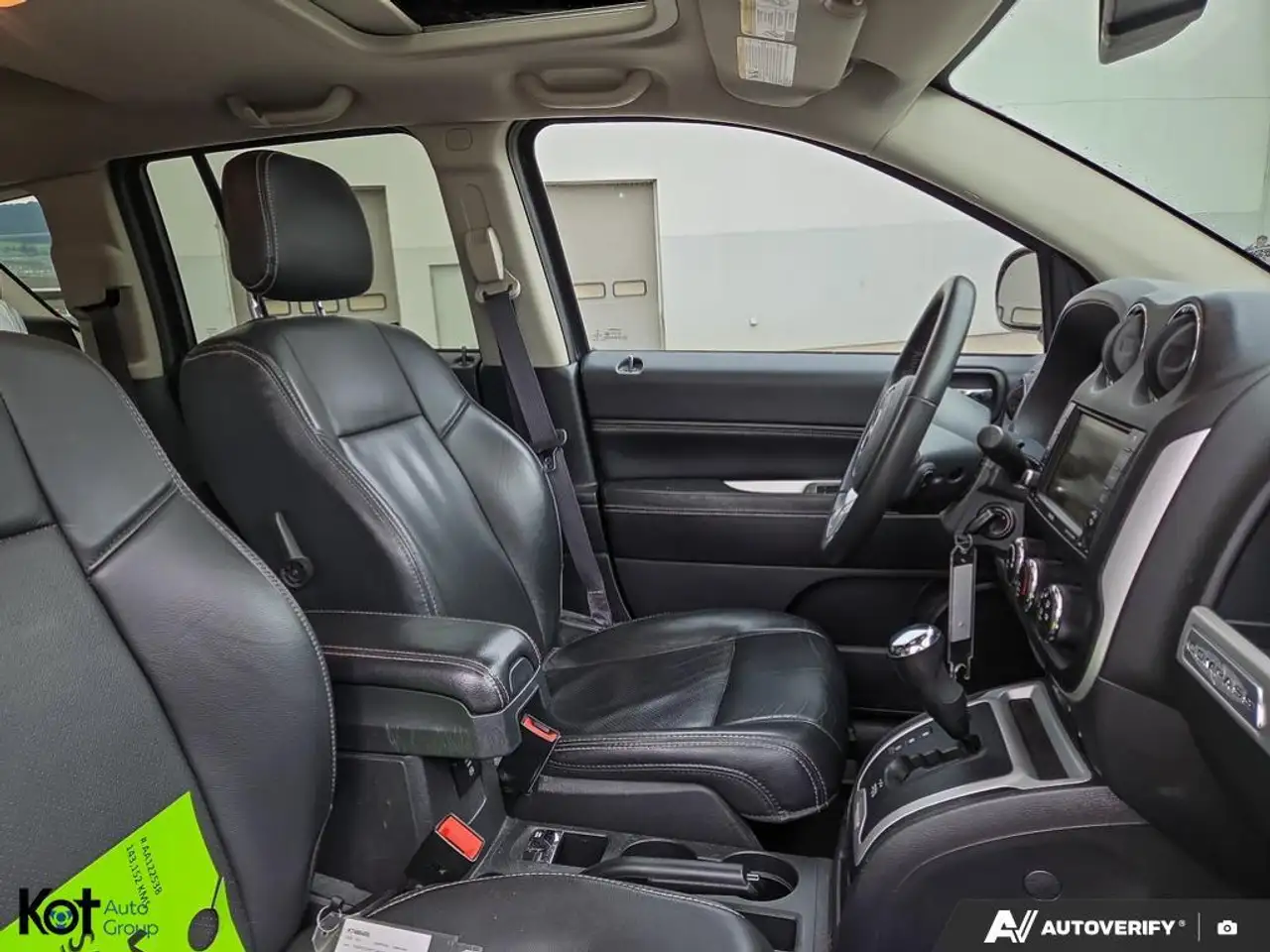 Jeep Compass photo Jeep Compass