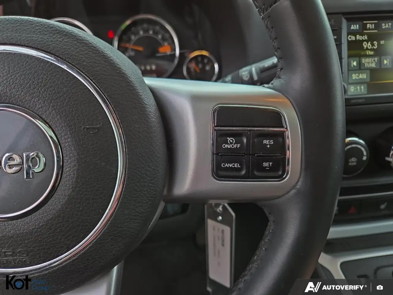 Jeep Compass photo Jeep Compass