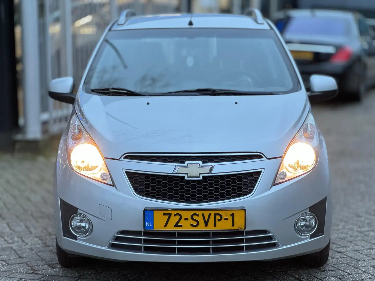 Chevrolet Spark 1.0 16V LS Bi-Fuel Nieuwe APK Boekjes 4x elektrisc Grijs - 2