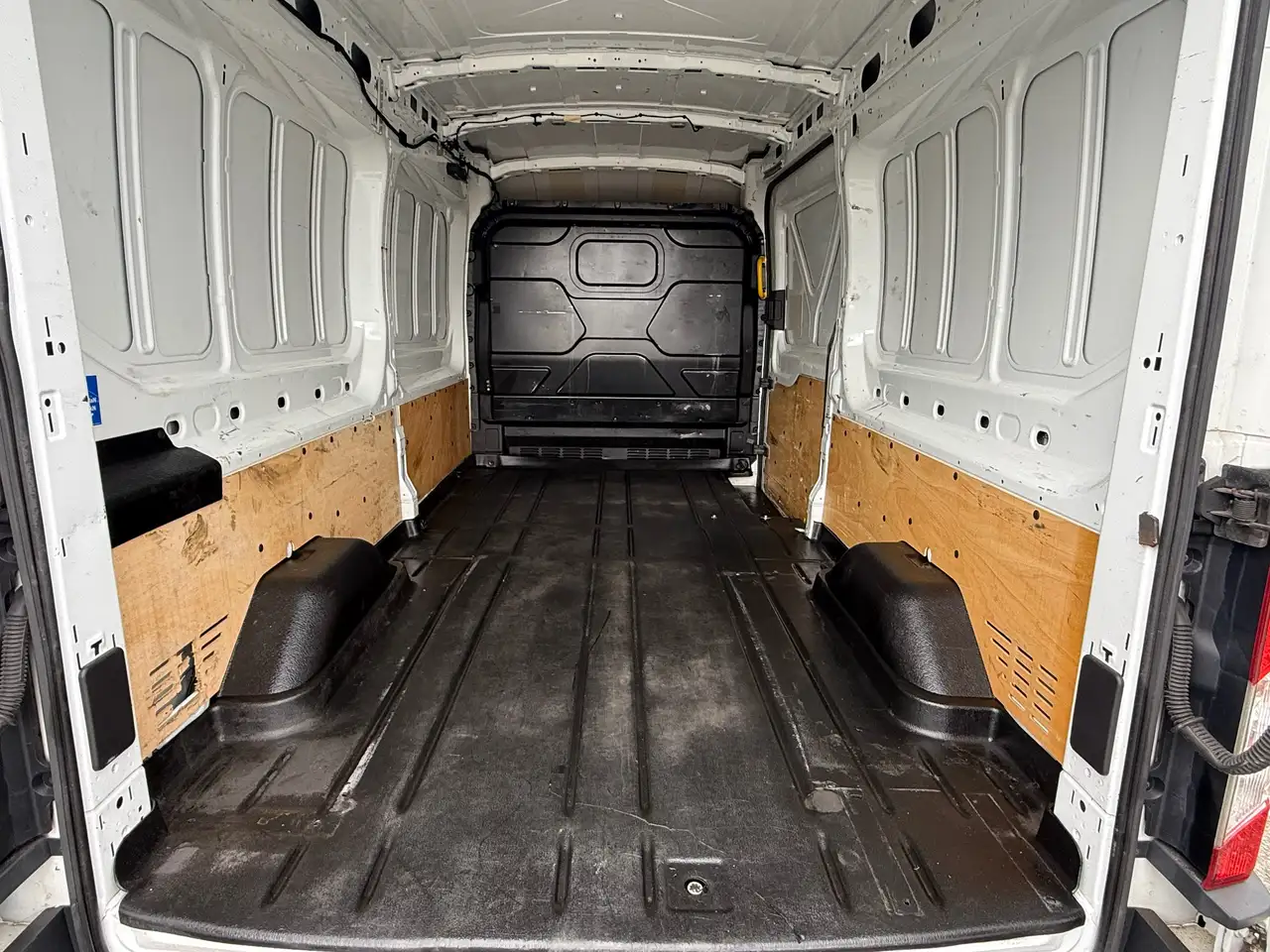 Ford Transit 350 L3 Trend – Bild 17