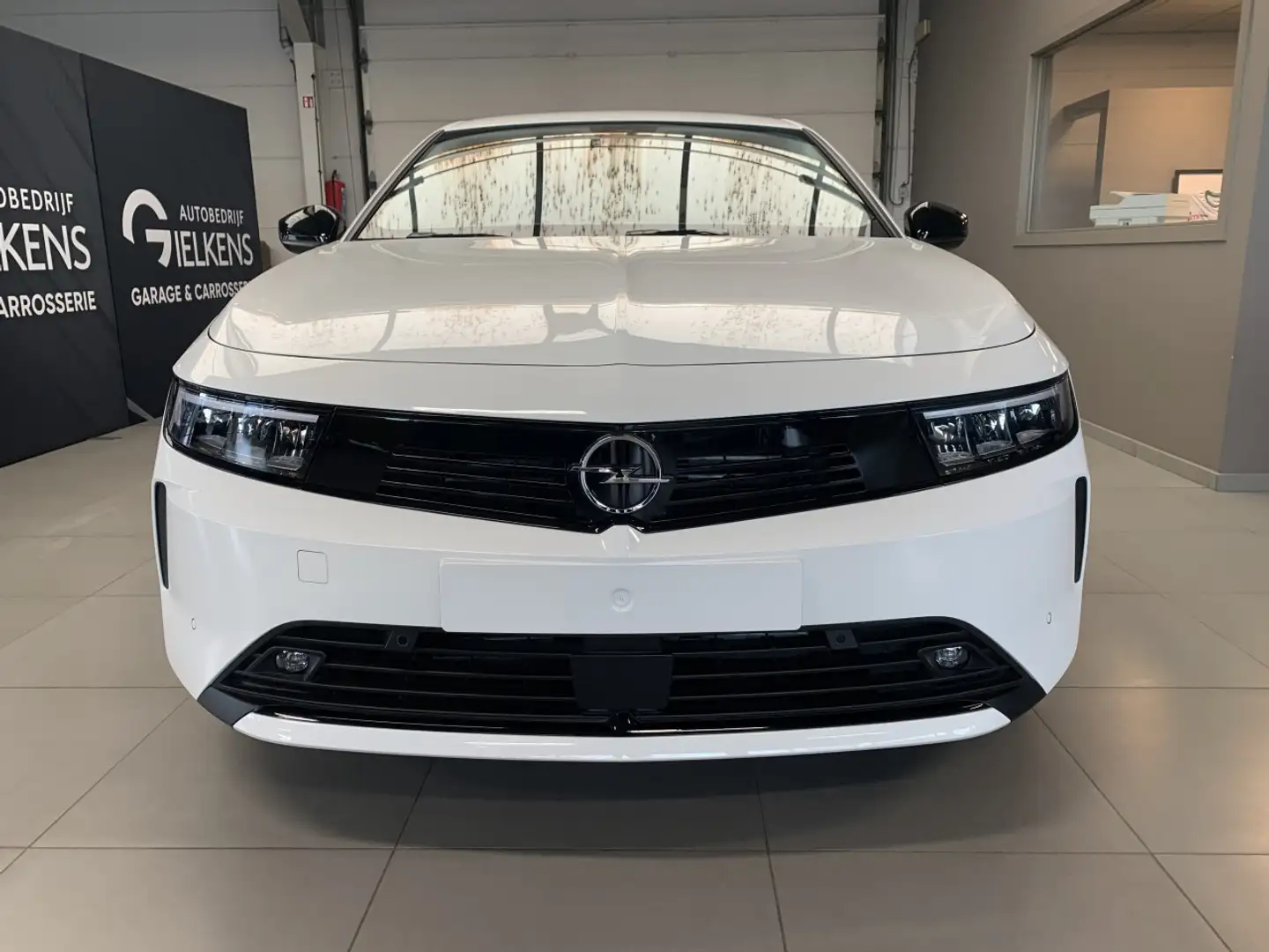 Opel Astra 1.2 Puretech 100 PK Edition Wit - 2