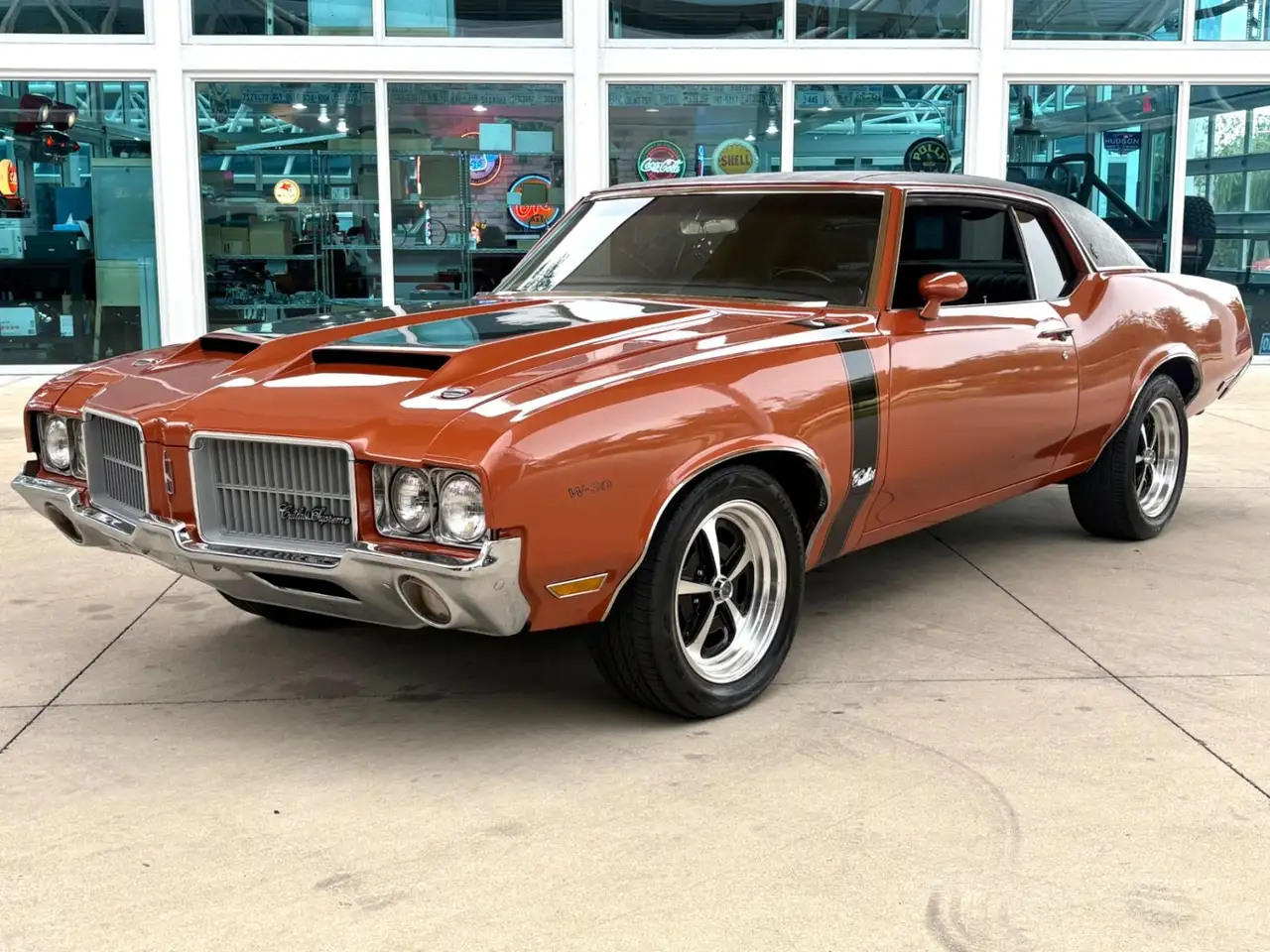 Oldsmobile Cutlass W30, foto 1