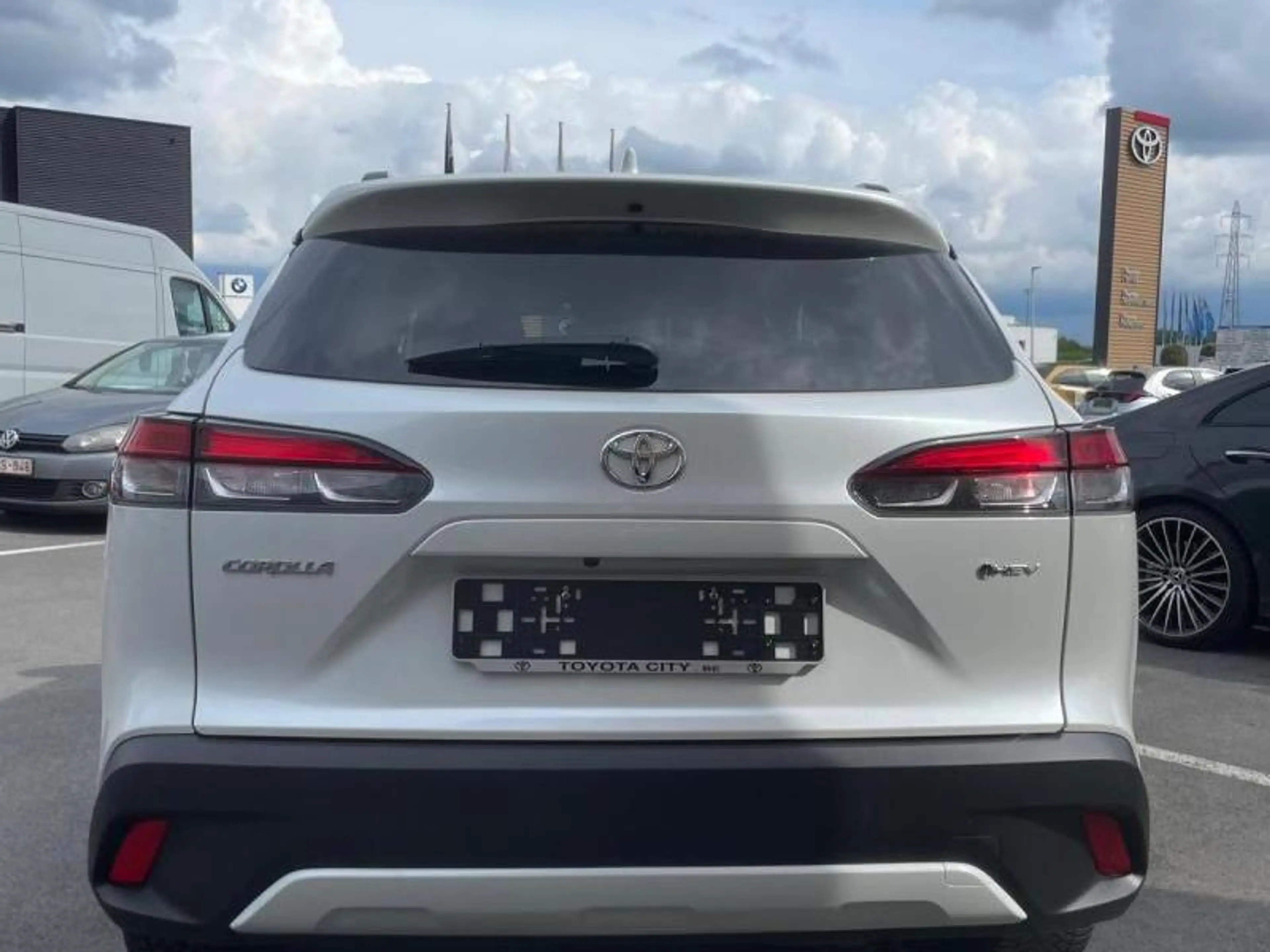 Toyota Corolla Cross style — photo 12