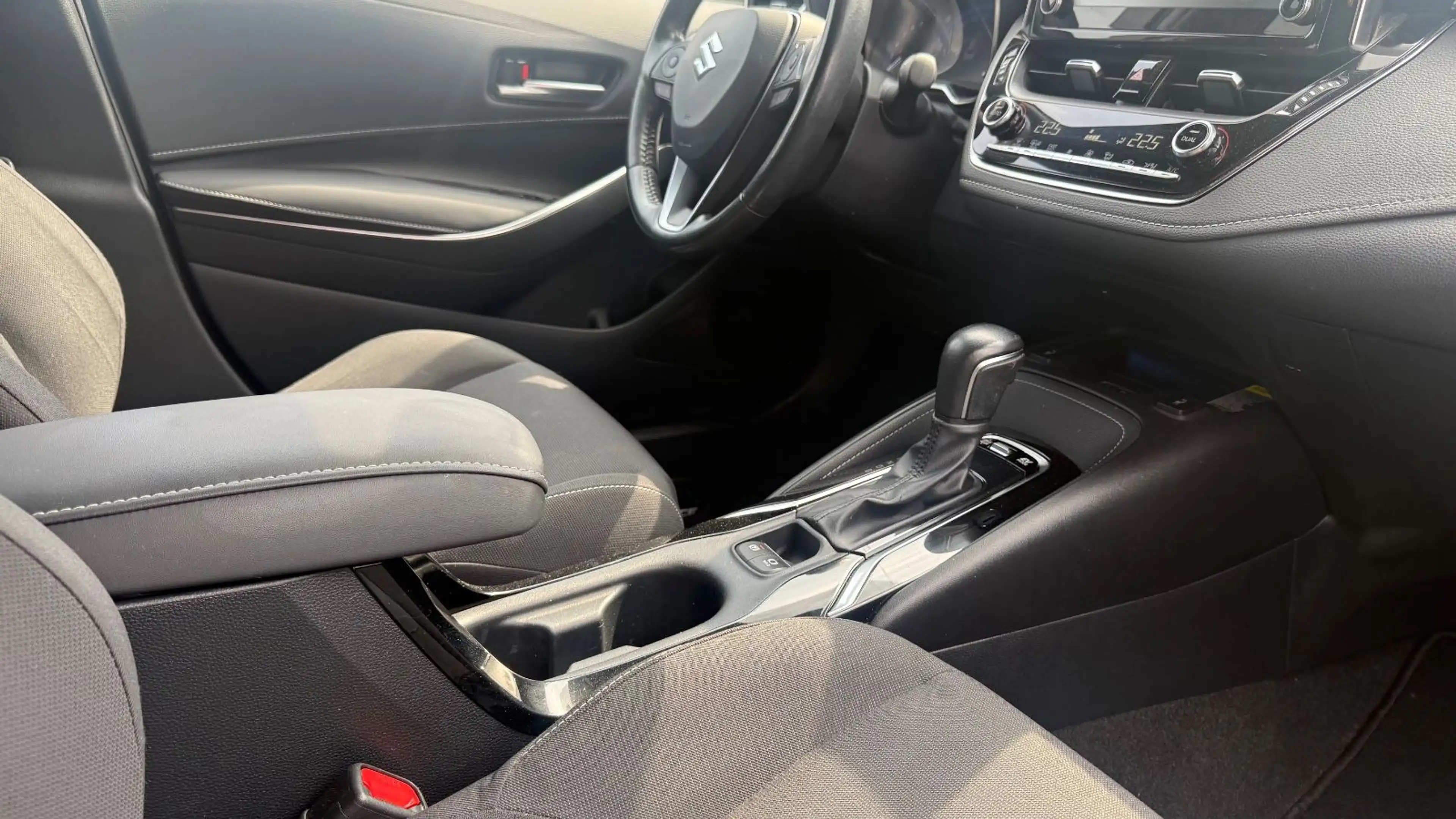 Suzuki Swace 1.8 Hybrid Comfort+|LED|SHZ|NAVI|AUTOMATIK — photo 5