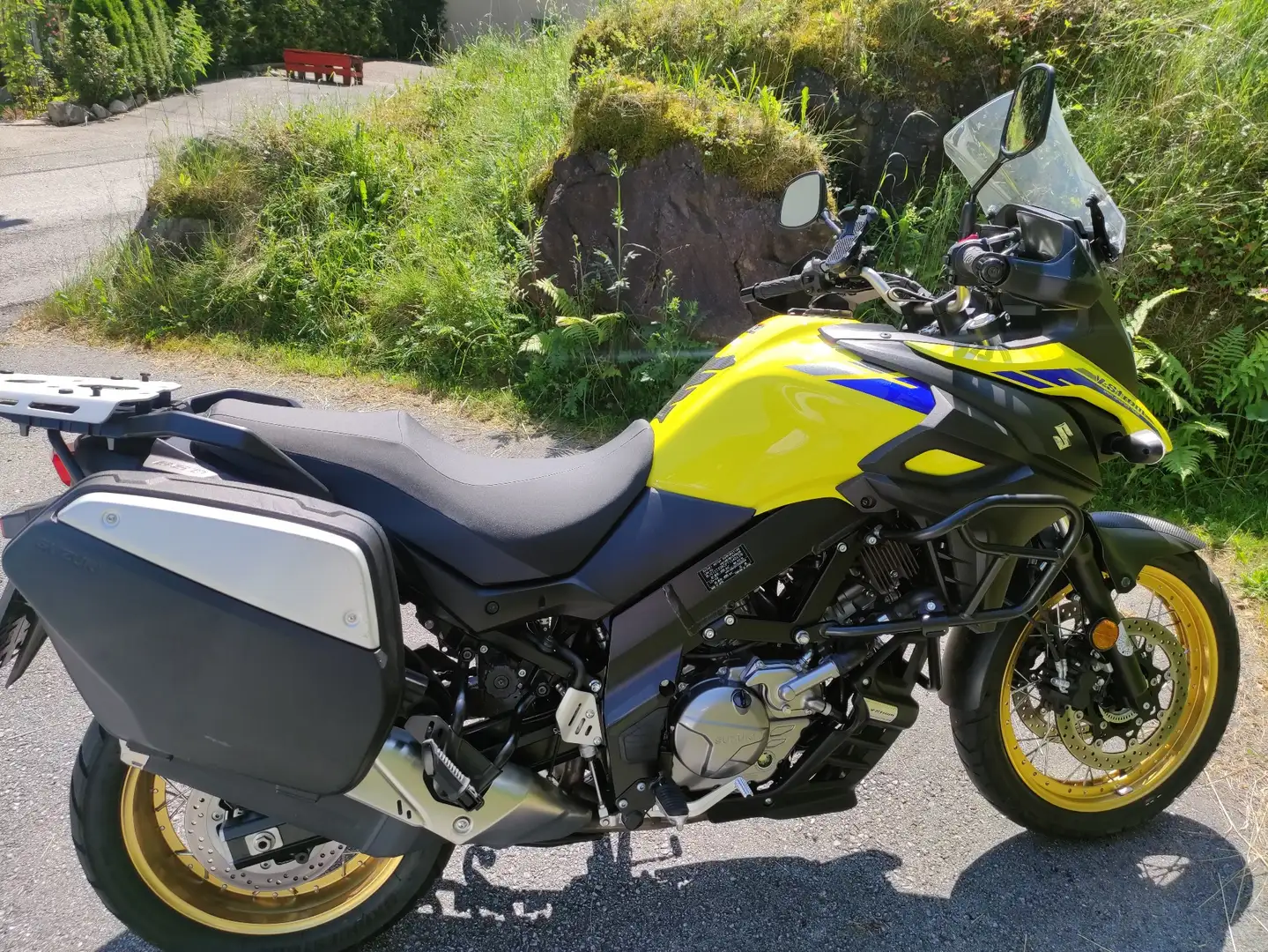 Suzuki V-Strom 650 XT Galben - 2