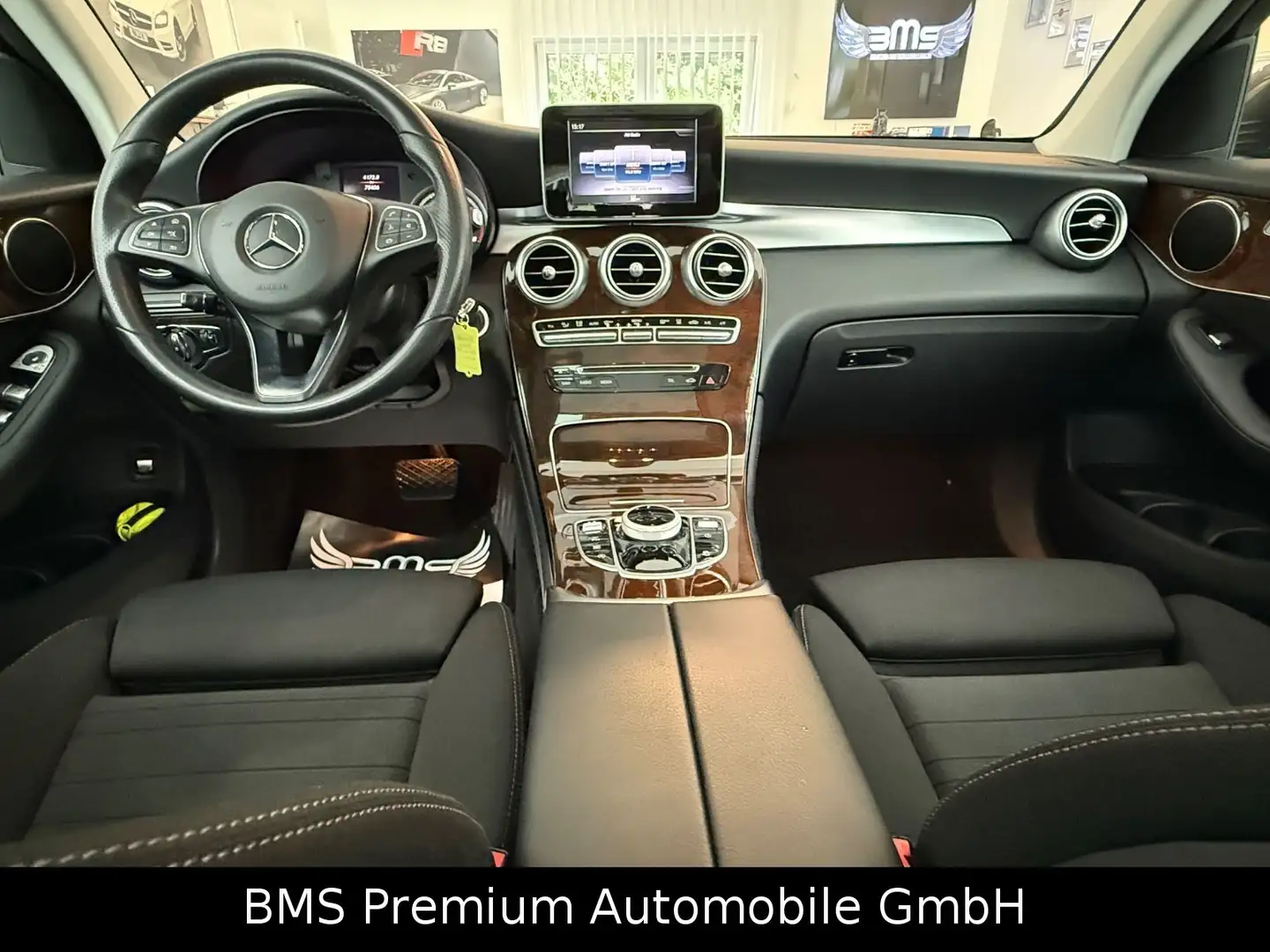 Mercedes-Benz GLC 250 4Matic Pano.AHK.Kamera.Garantie Grey - 2