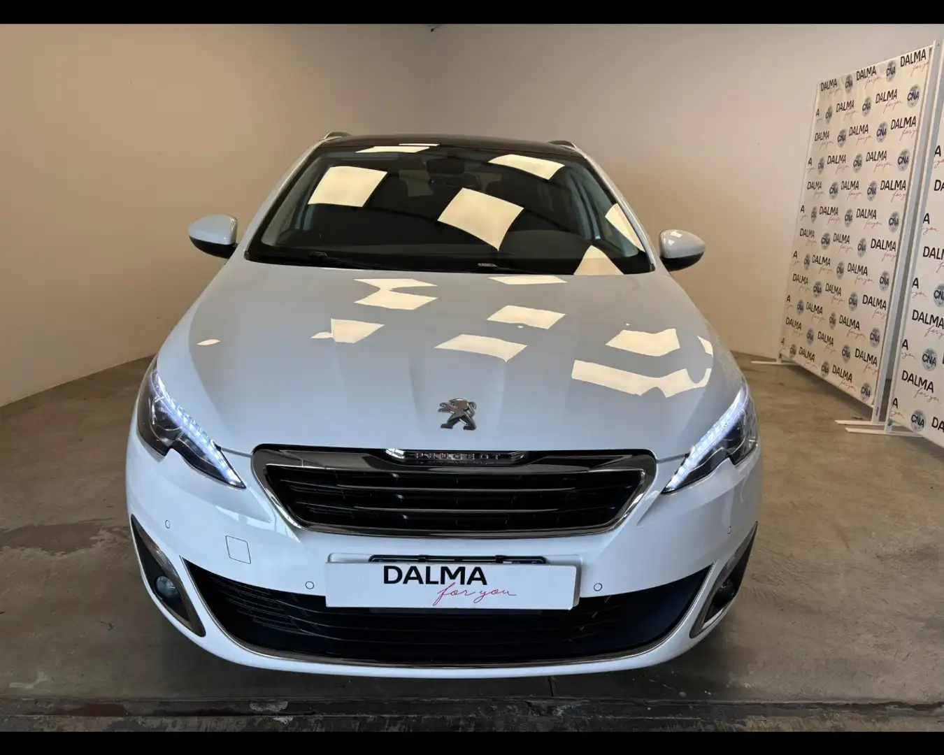 Peugeot 308 Station Wagon 1.5 BlueHDi Allure Alb - 2