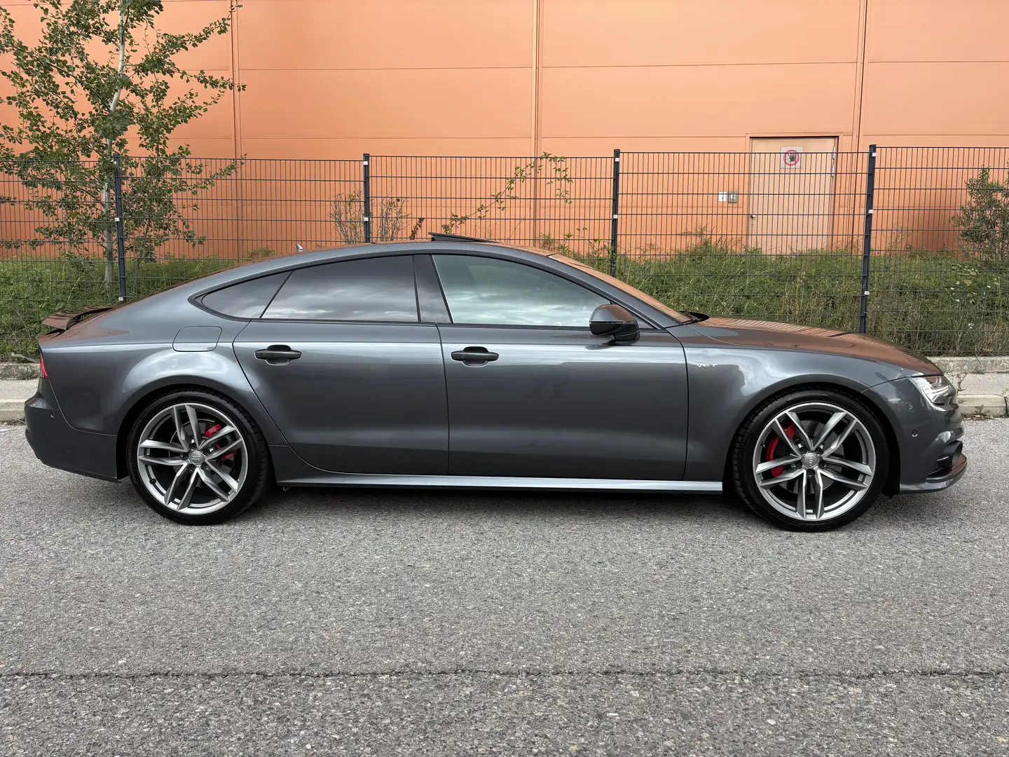 Audi A7 Sportback 3,0 TDI Competition quattro Aut. Grau - 2