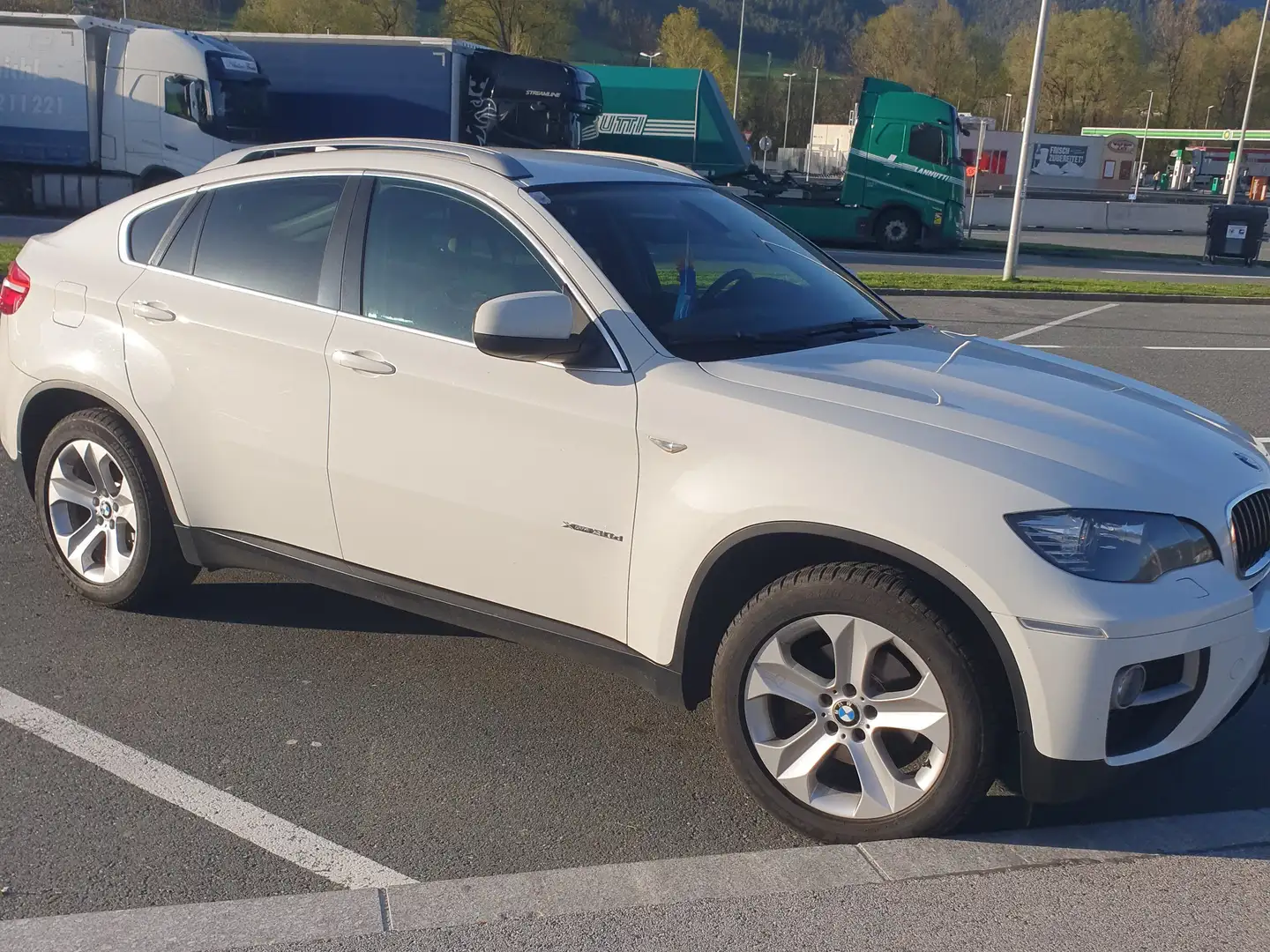 BMW X6 Weiß - 1