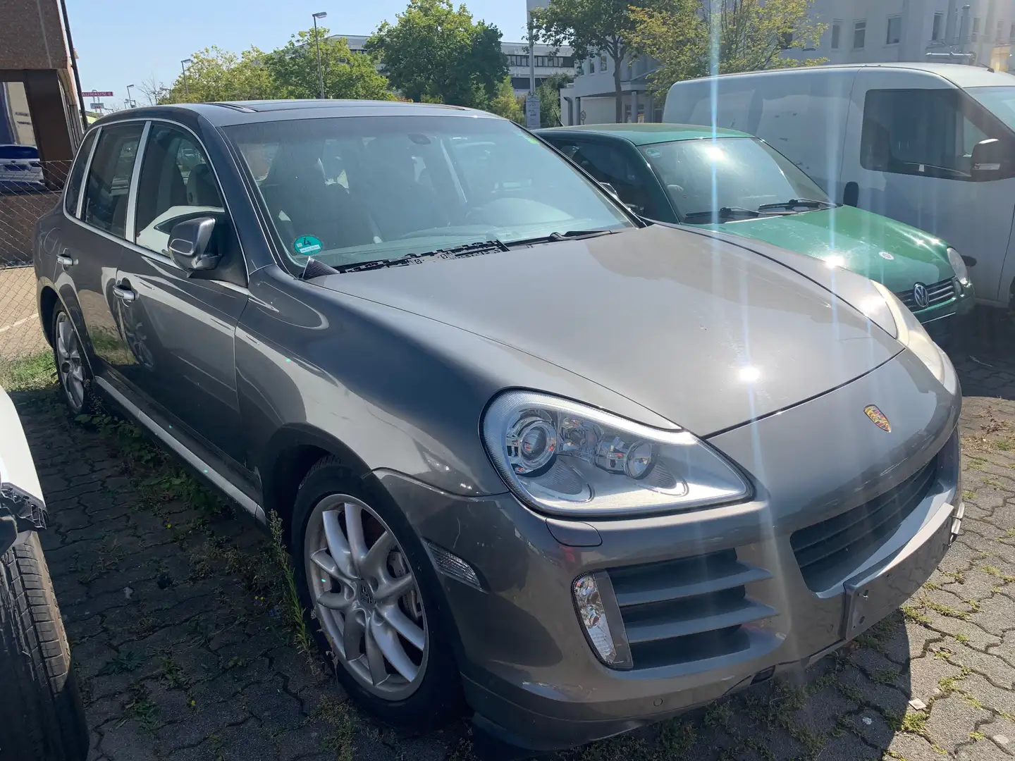 Porsche Cayenne S Grau - 2