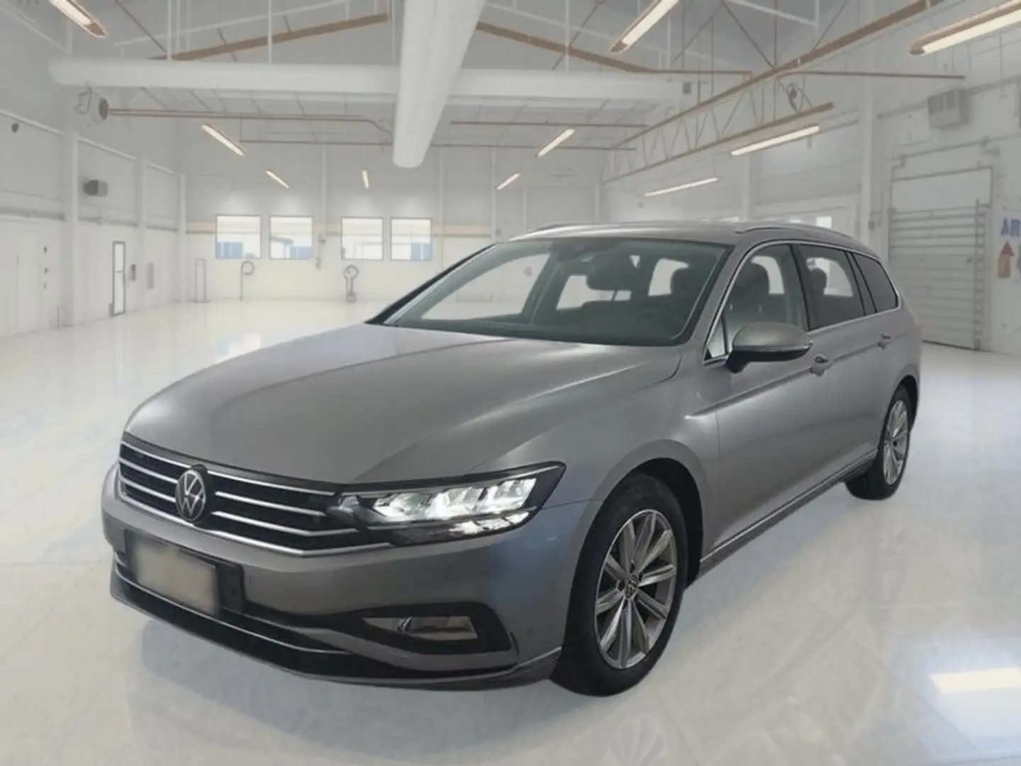 Volkswagen Passat Variant Passat Variant 2.0 TDI SCR EVO DSG Business Zilver - 1