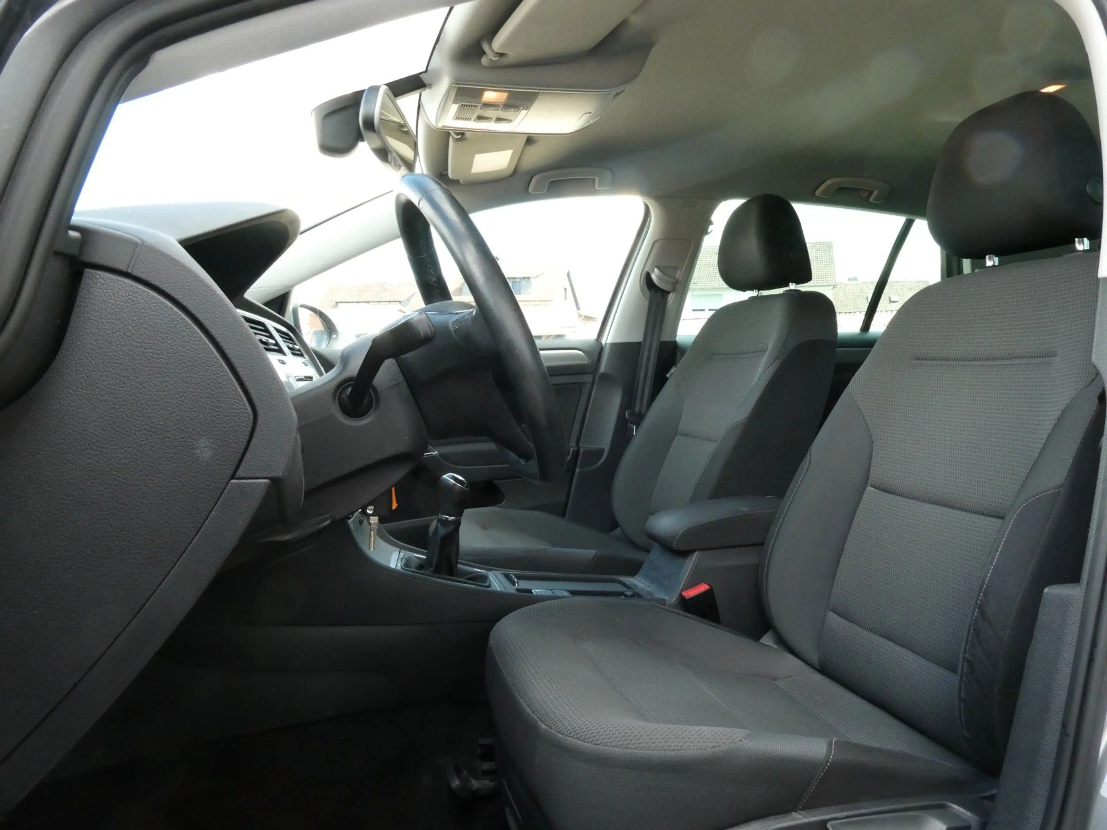 Volkswagen Golf VII Lim. Comfortline BMT #XENON#SHZ#AHK# — photo 15
