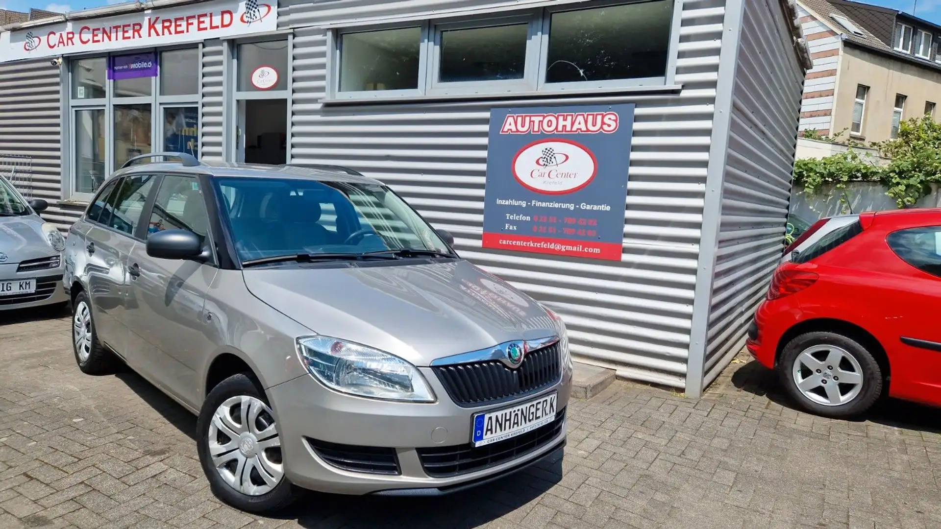 Skoda Fabia 1.2 Combi Easy TÜV NEU+ANHÄNGERKUPPKLUNG Béžová - 1