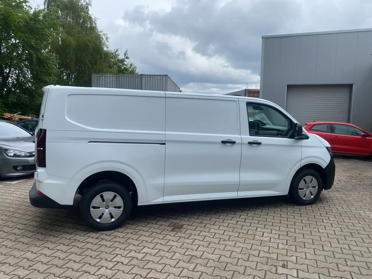 Volkswagen T7 Transporter Kasten 2.0 TDI LR 15