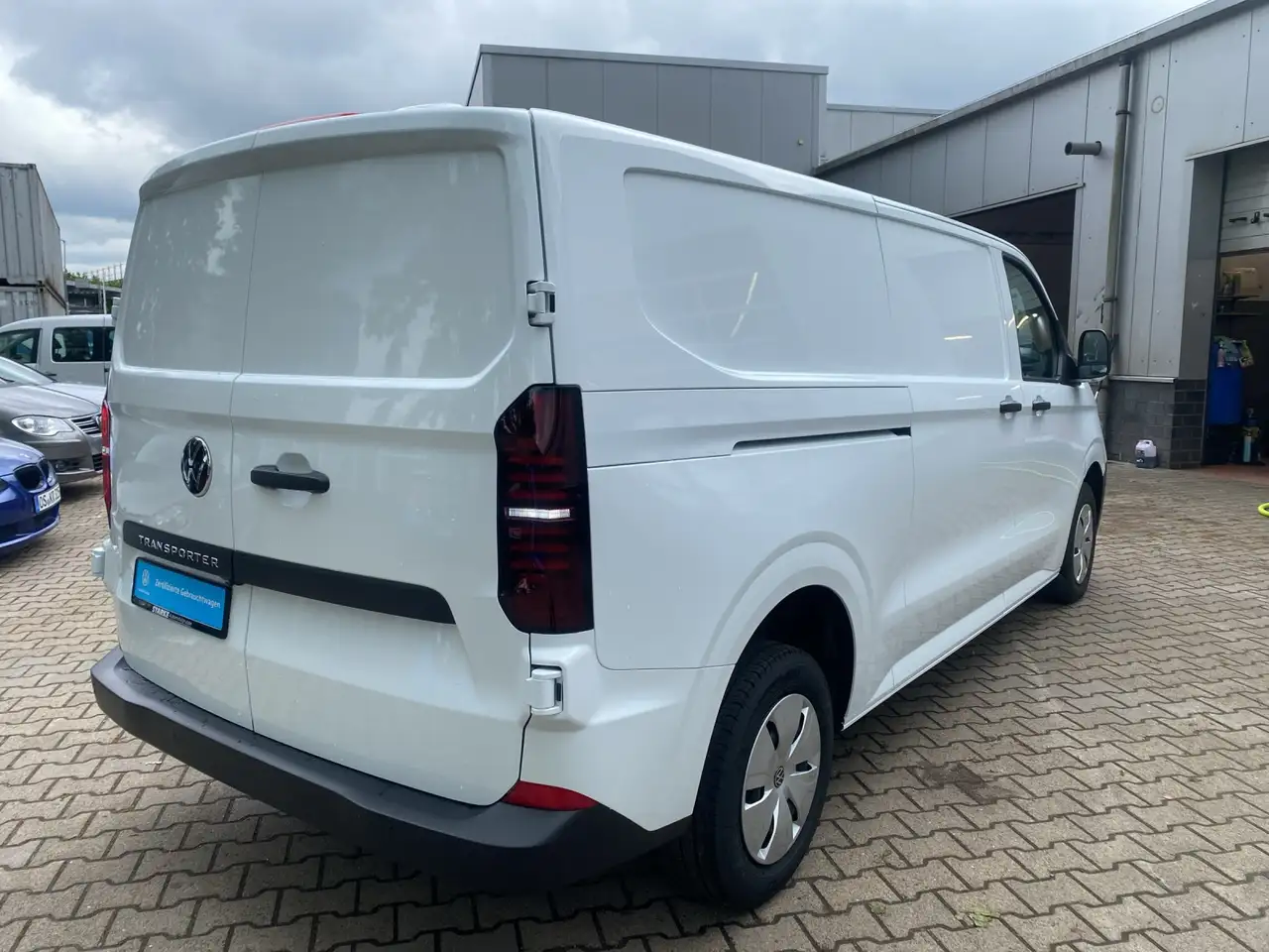 Volkswagen T7 Transporter Kasten 2.0 TDI LR 14