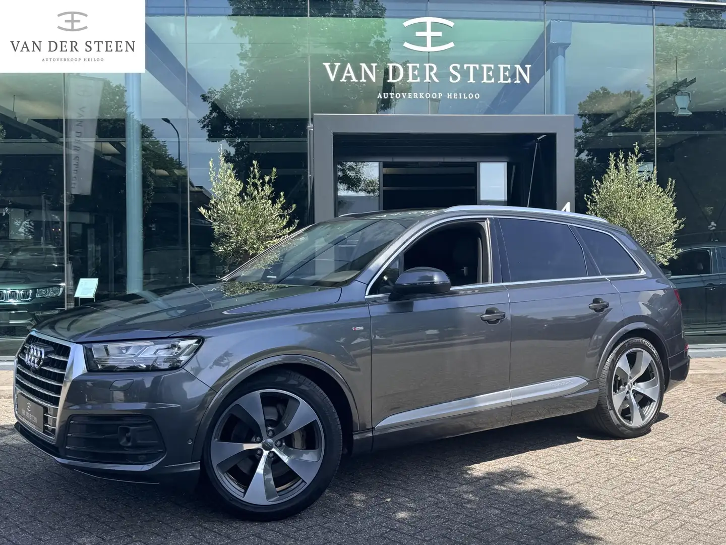 Audi Q7 3.0 TFSI quattro Pro Line S Pano | Elekt. Trekhaak Grijs - 1