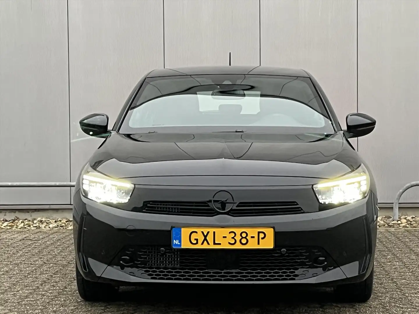 Opel Corsa 100pk GS Line | Navigatie via app | Parkeercamera Zwart - 2