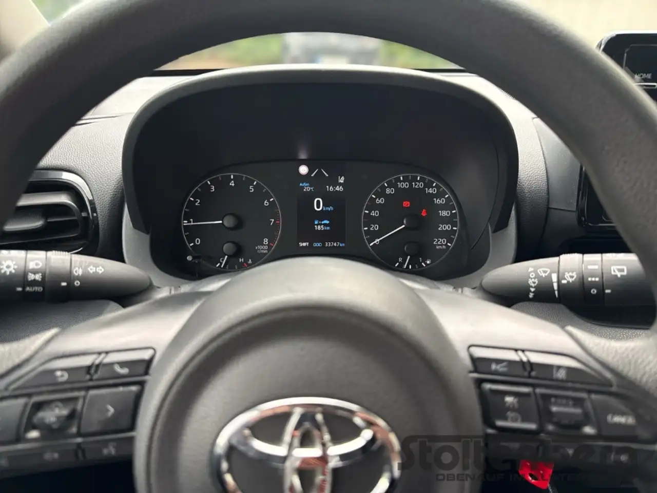 Toyota Yaris 1,0 Basis Soundpaket Ganzjahresreifen, миниатюра 14