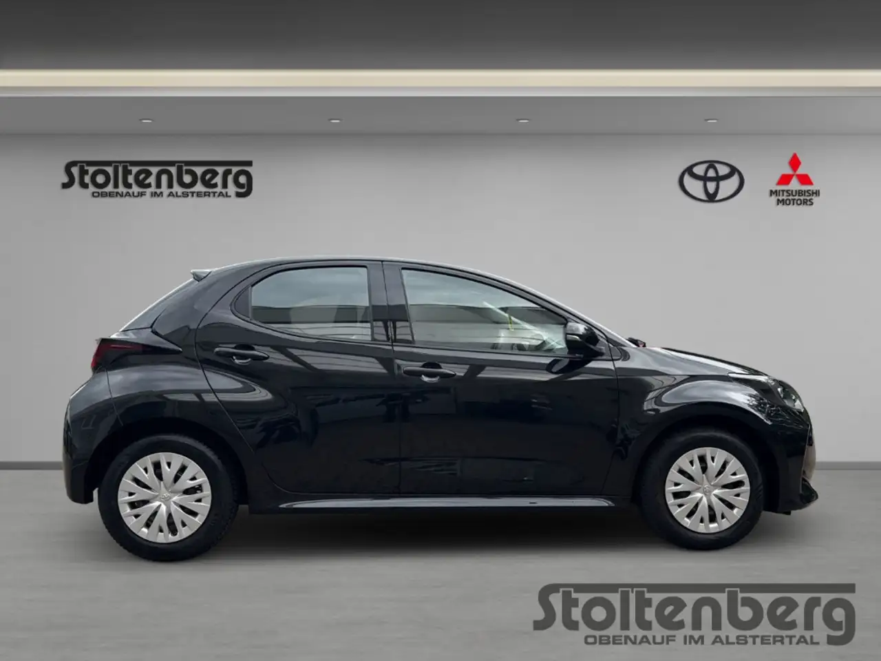 Toyota Yaris 1,0 Basis Soundpaket Ganzjahresreifen, миниатюра 17