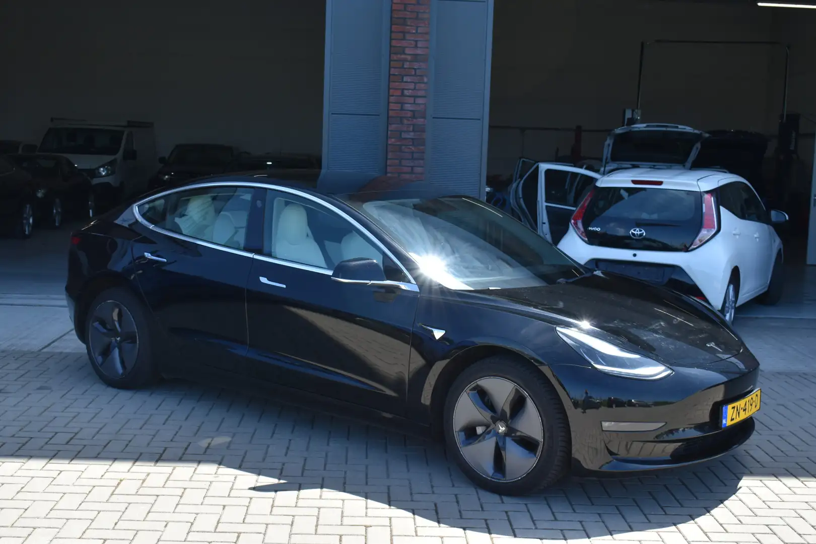 Tesla Model 3 Long Range AWD 75 kWh Wit Interieur Zwart - 1