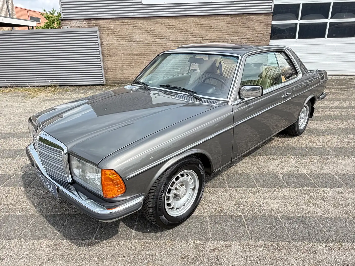 Mercedes-Benz CE 280 200-280 (W123) 1977 Automaat open dak zeer nette s Grau - 1