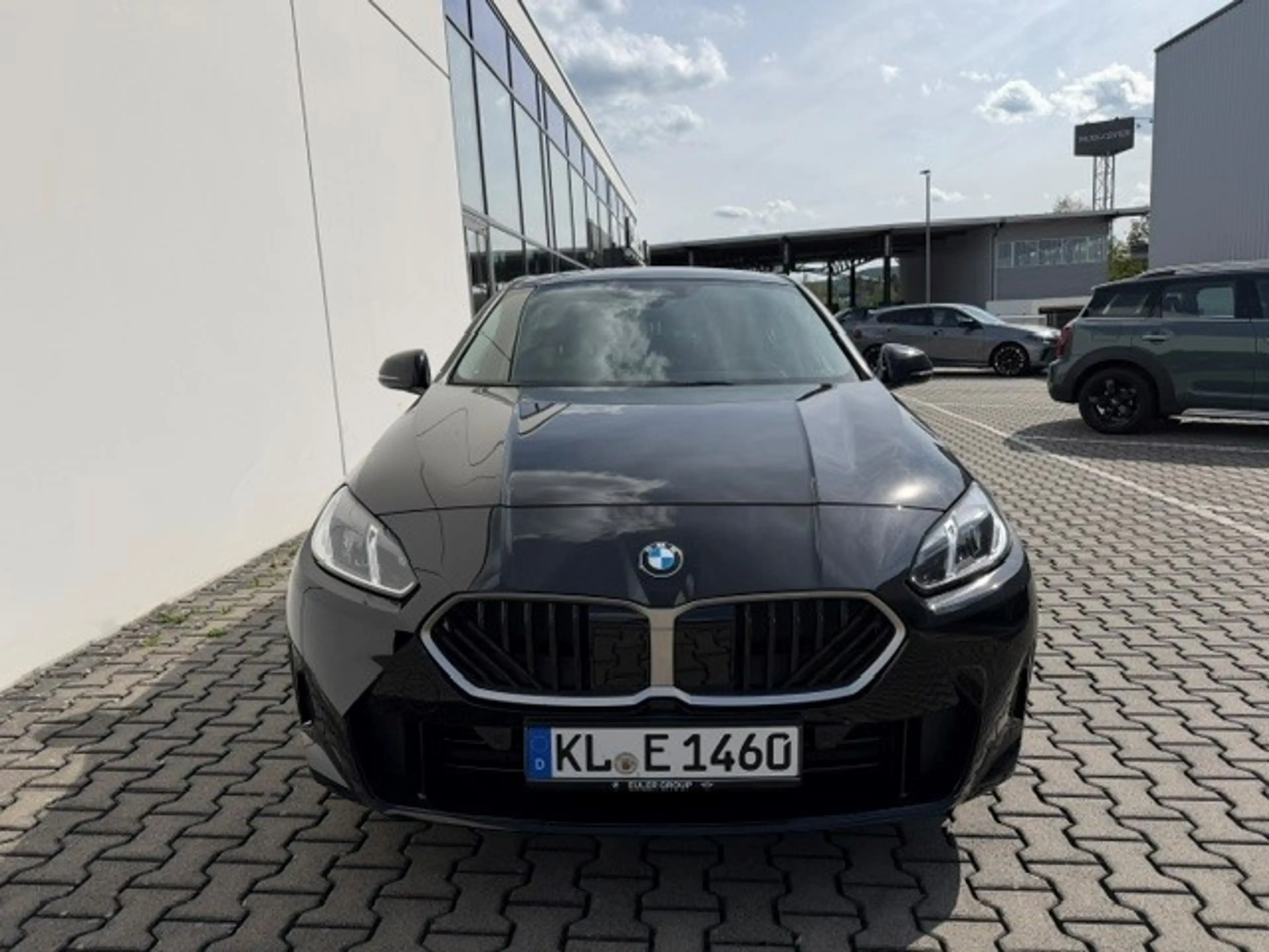 BMW 120 AHK-abnehmbar AHK Navi Digitales Cockpit LED Mehrz — photo 2