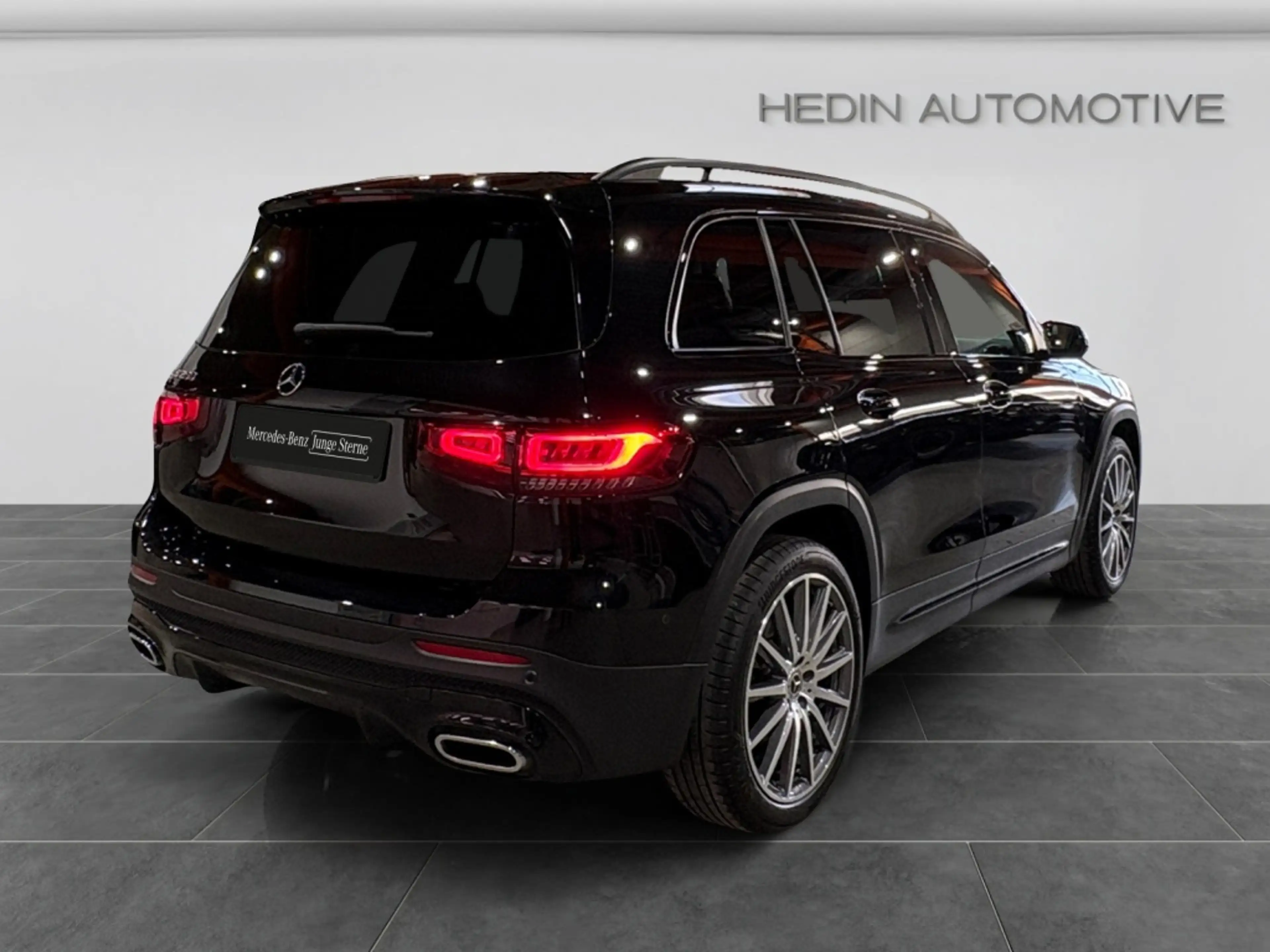 Mercedes-Benz GLB 250 AMG|NIGHT|PANO|KAM|LED|AHK|CarPlay|AMBI — photo 6