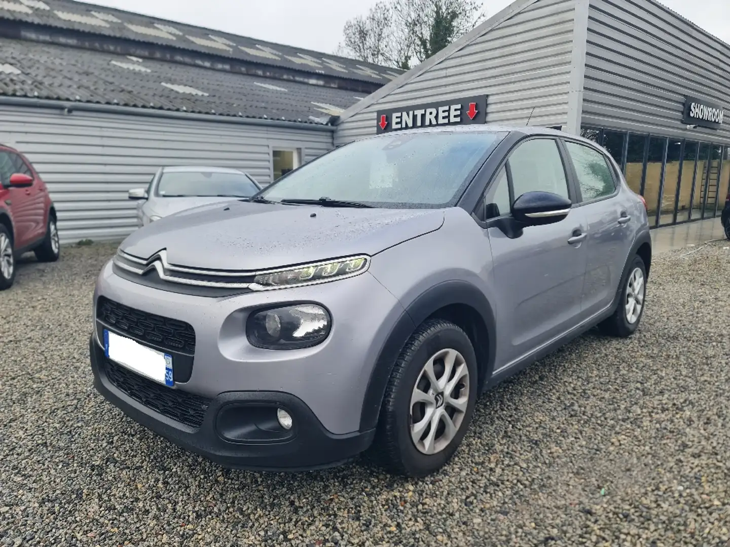 Citroen C3 1.2L 82 CV * REPRISE POSSIBLE * - 2