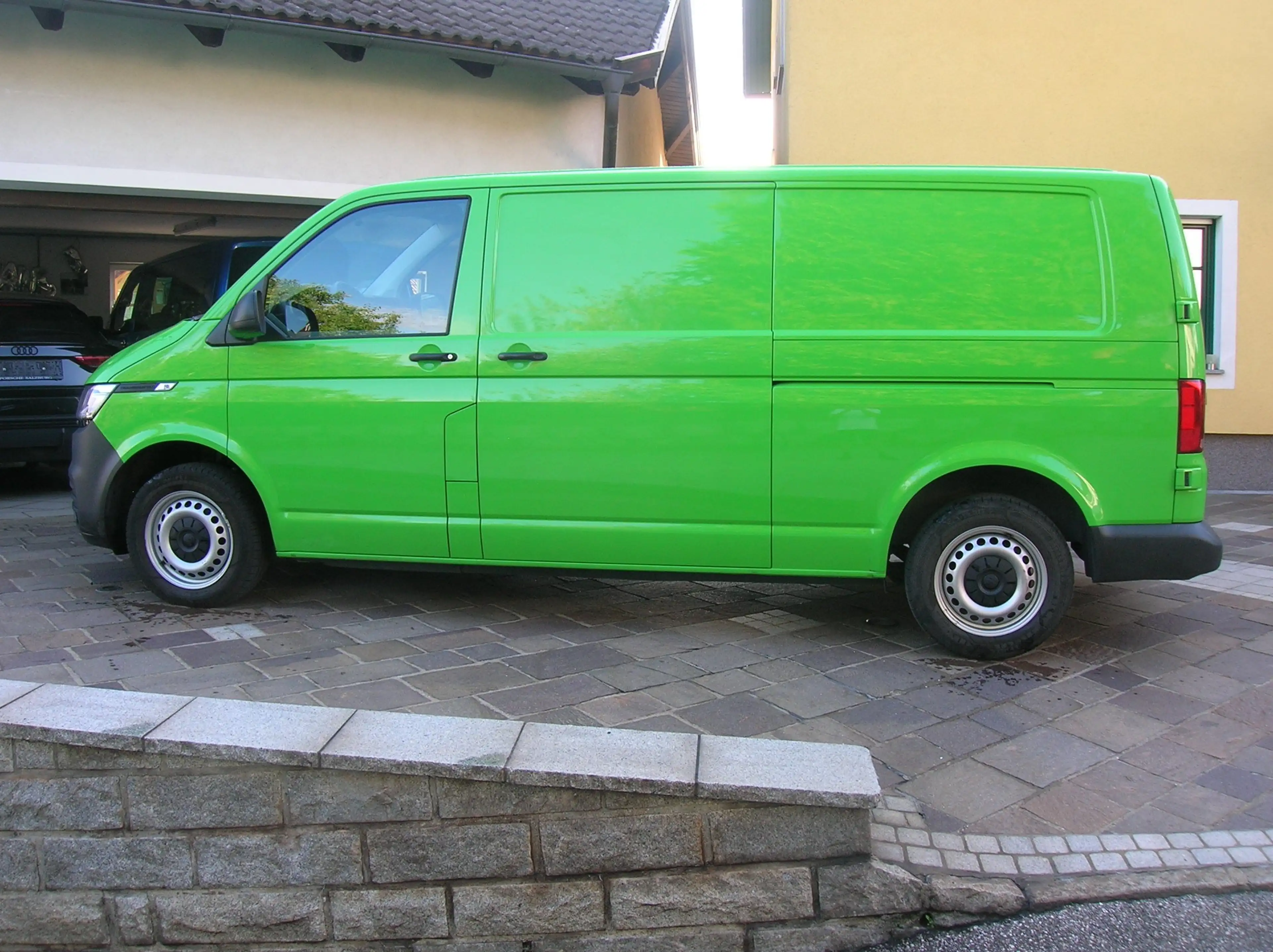 Volkswagen T6.1 Transporter 4MOTION lang  2x Schiebetüren Led- Scheinwerfer — photo 7