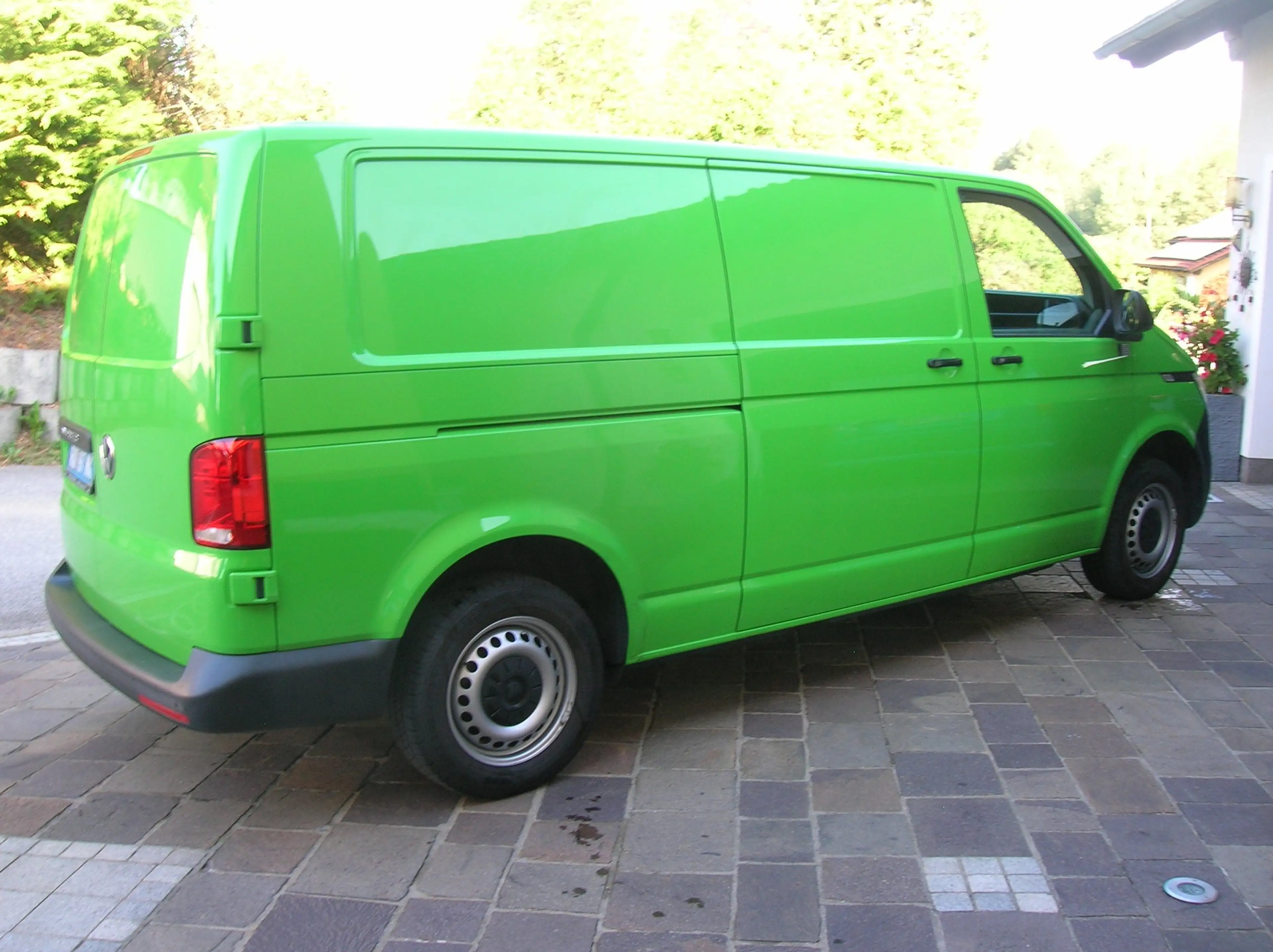 Volkswagen T6.1 Transporter 4MOTION lang  2x Schiebetüren Led- Scheinwerfer — photo 11
