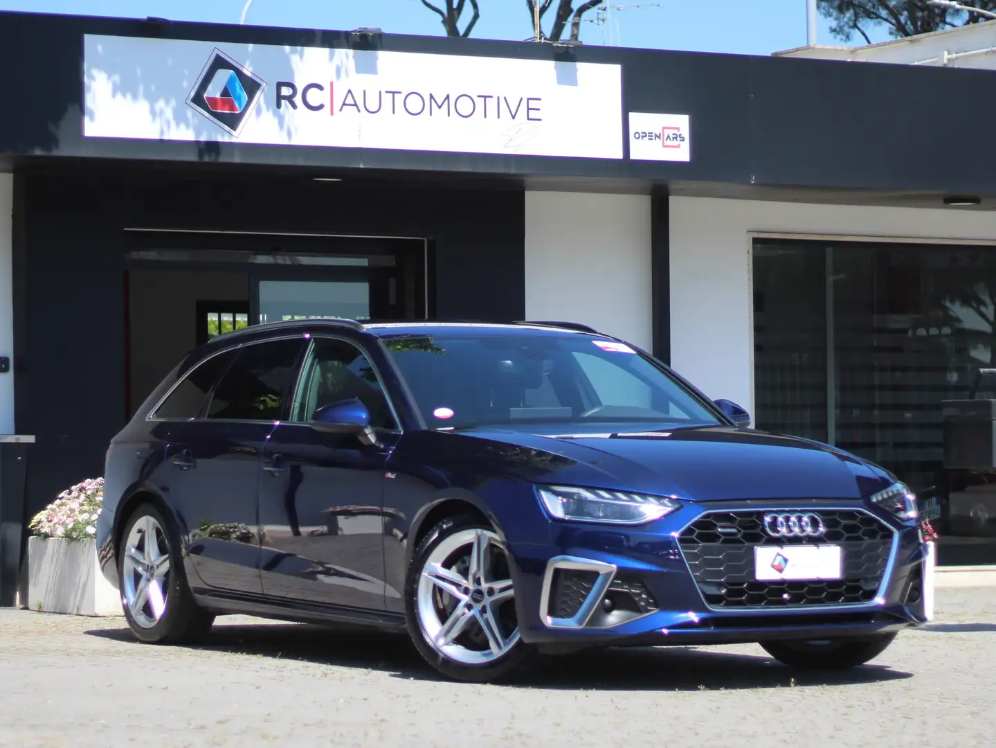 Audi A4 2.0 TDI MHEV 40 S LINE Azul - 1