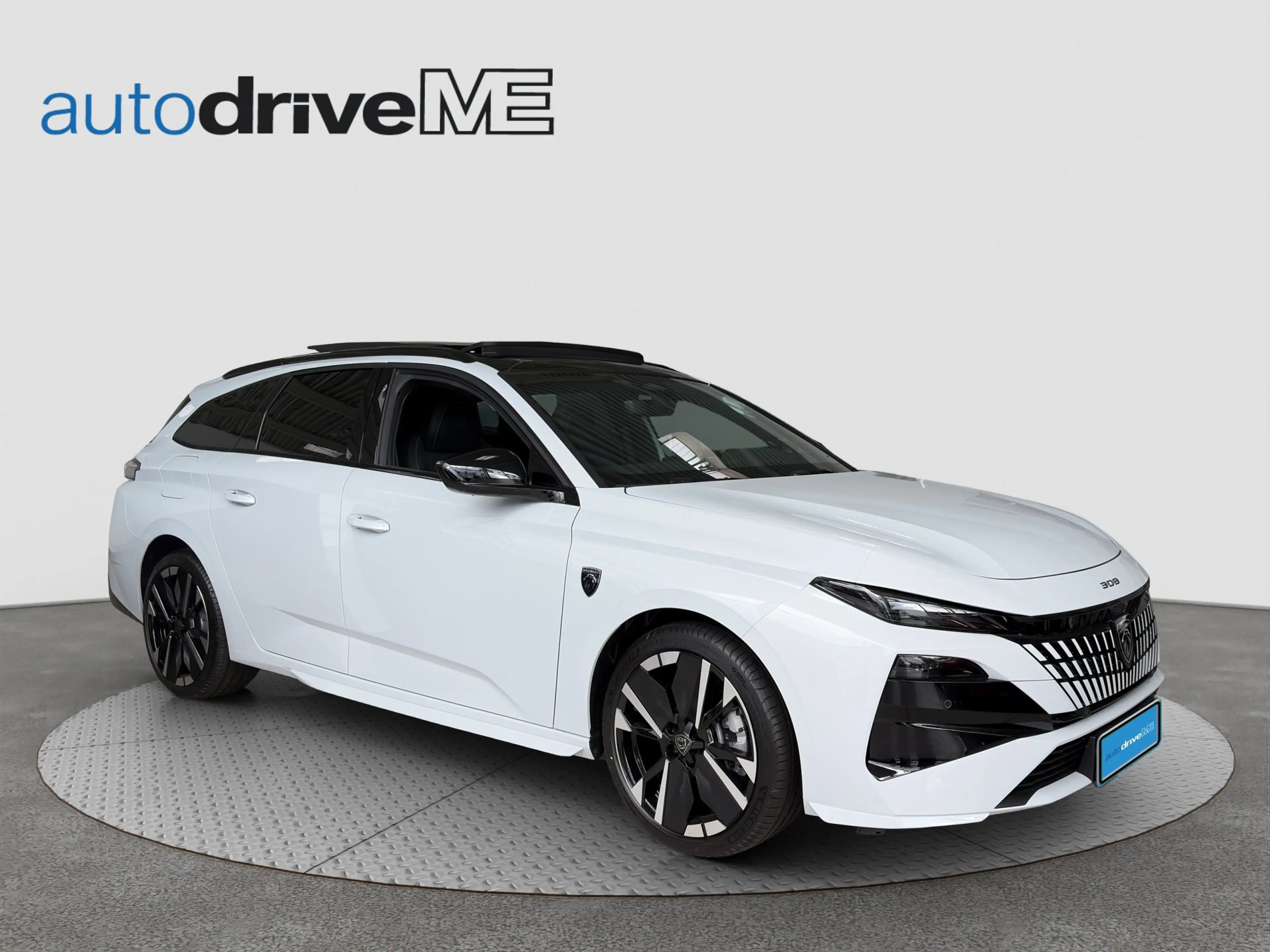 Peugeot 308 SW Hybrid 145 — photo 6