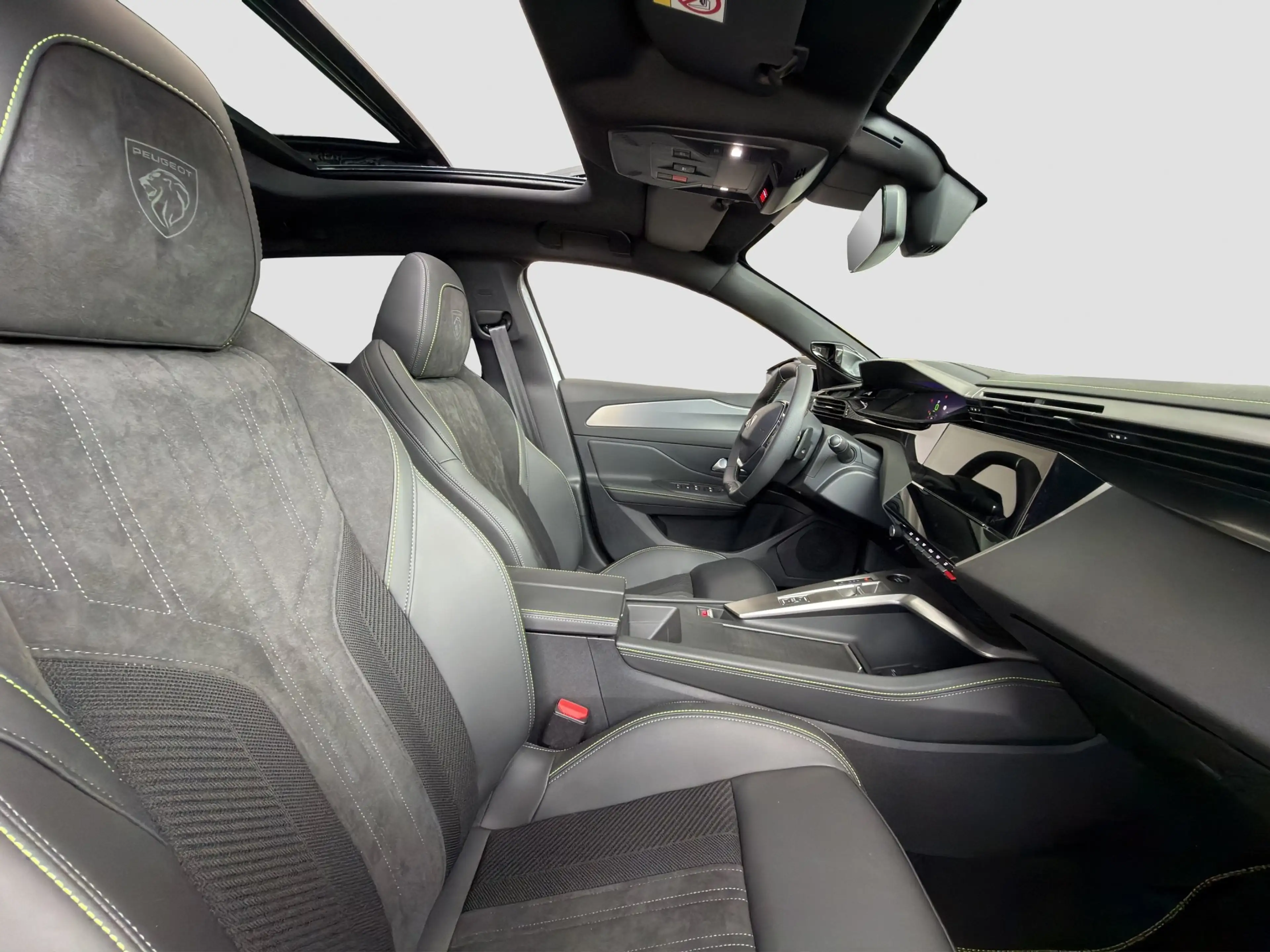 Peugeot 308 SW Hybrid 145 — photo 14