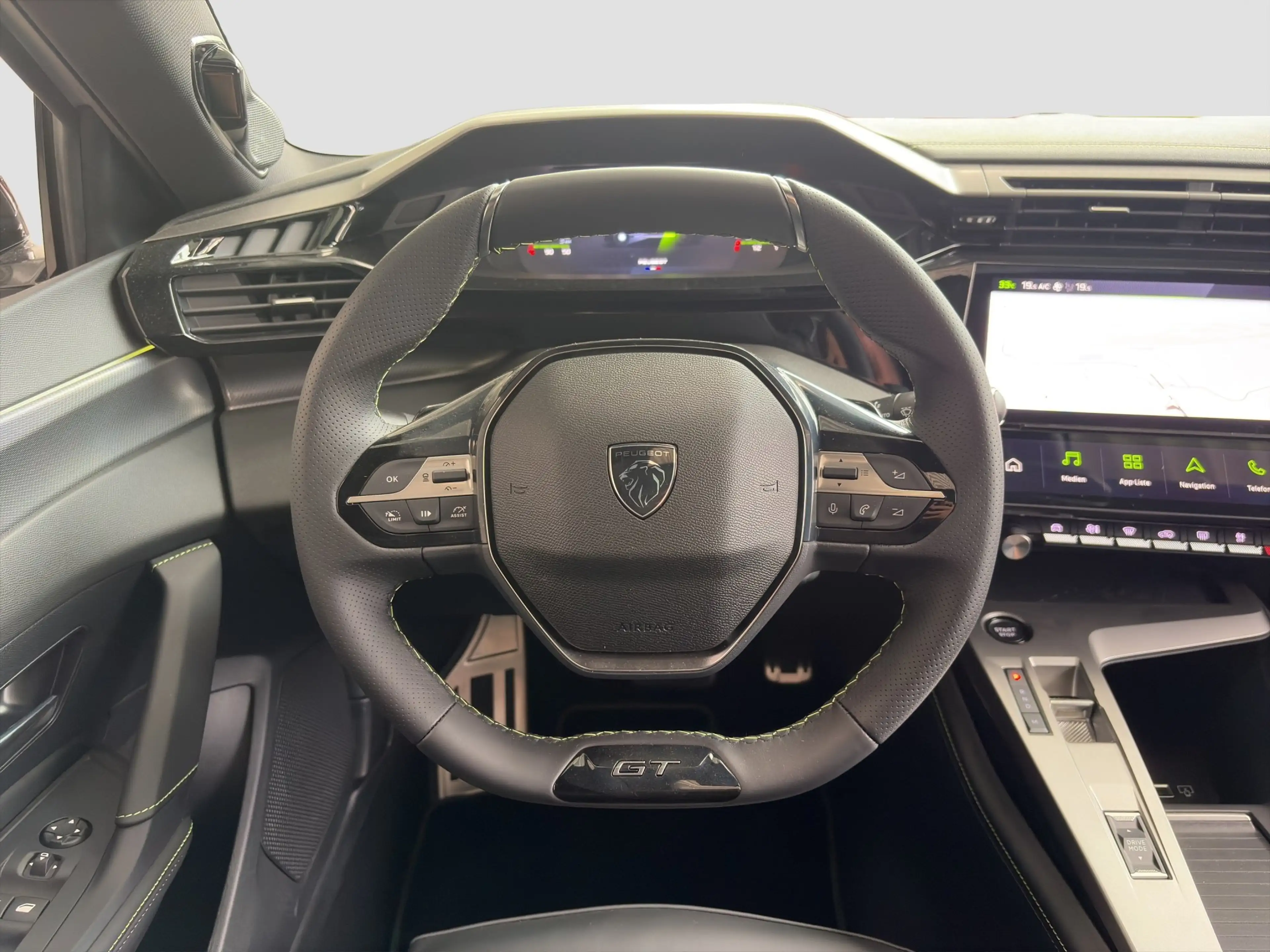 Peugeot 308 SW Hybrid 145 — photo 8