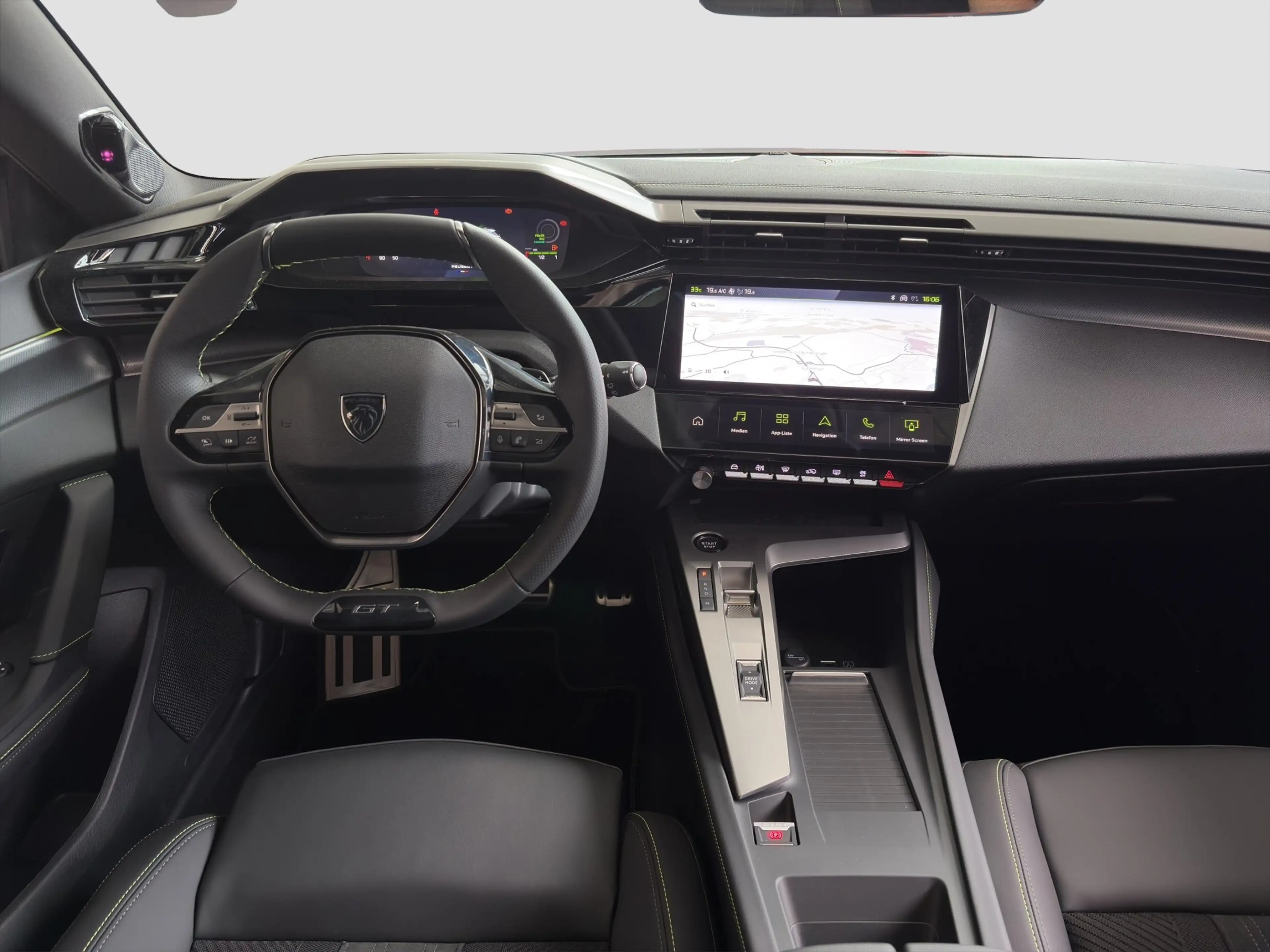 Peugeot 308 SW Hybrid 145 — photo 11