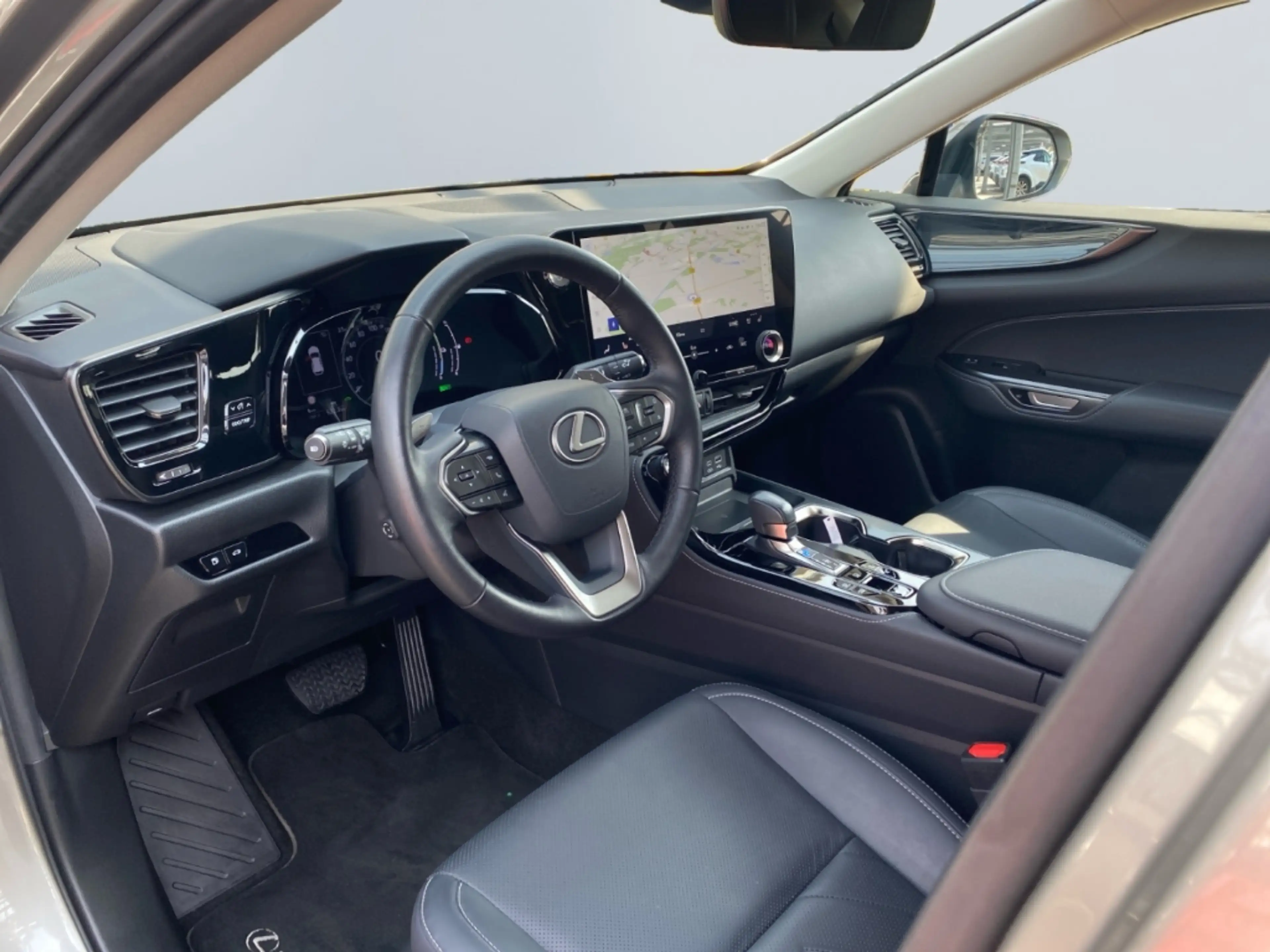 Lexus NX 450h+ E-FOUR Business *Bi-LED*360°*Leder*4xSHZ* — photo 9