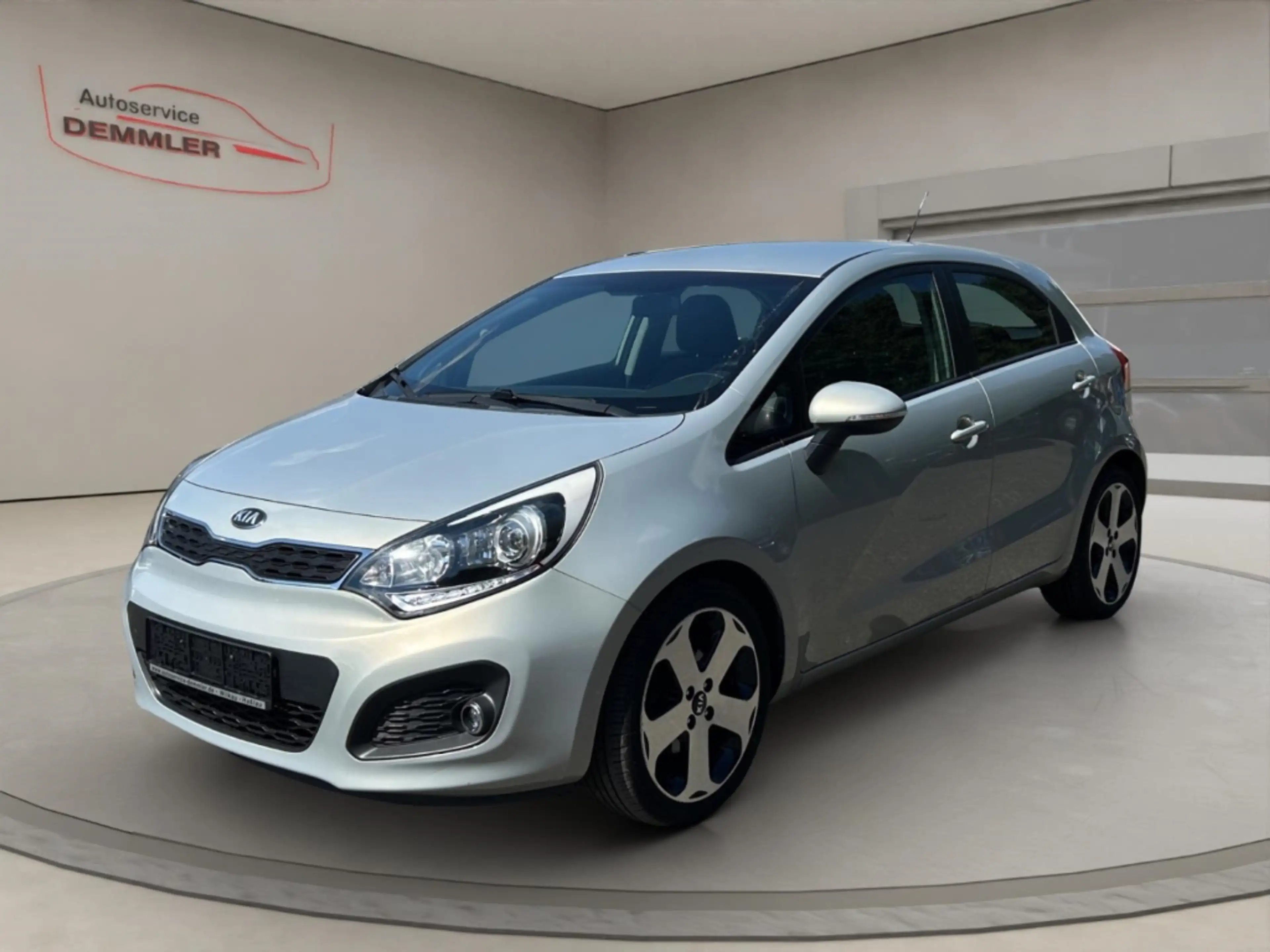 Kia Rio Spirit,Einparkhilfe,Lenkradheizung, Klimaanlage