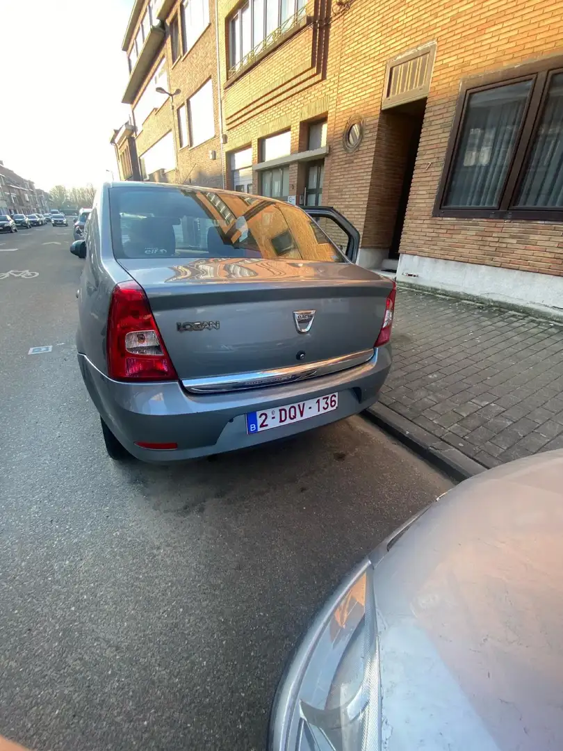 Dacia Logan 1.2i Ambiance - 2