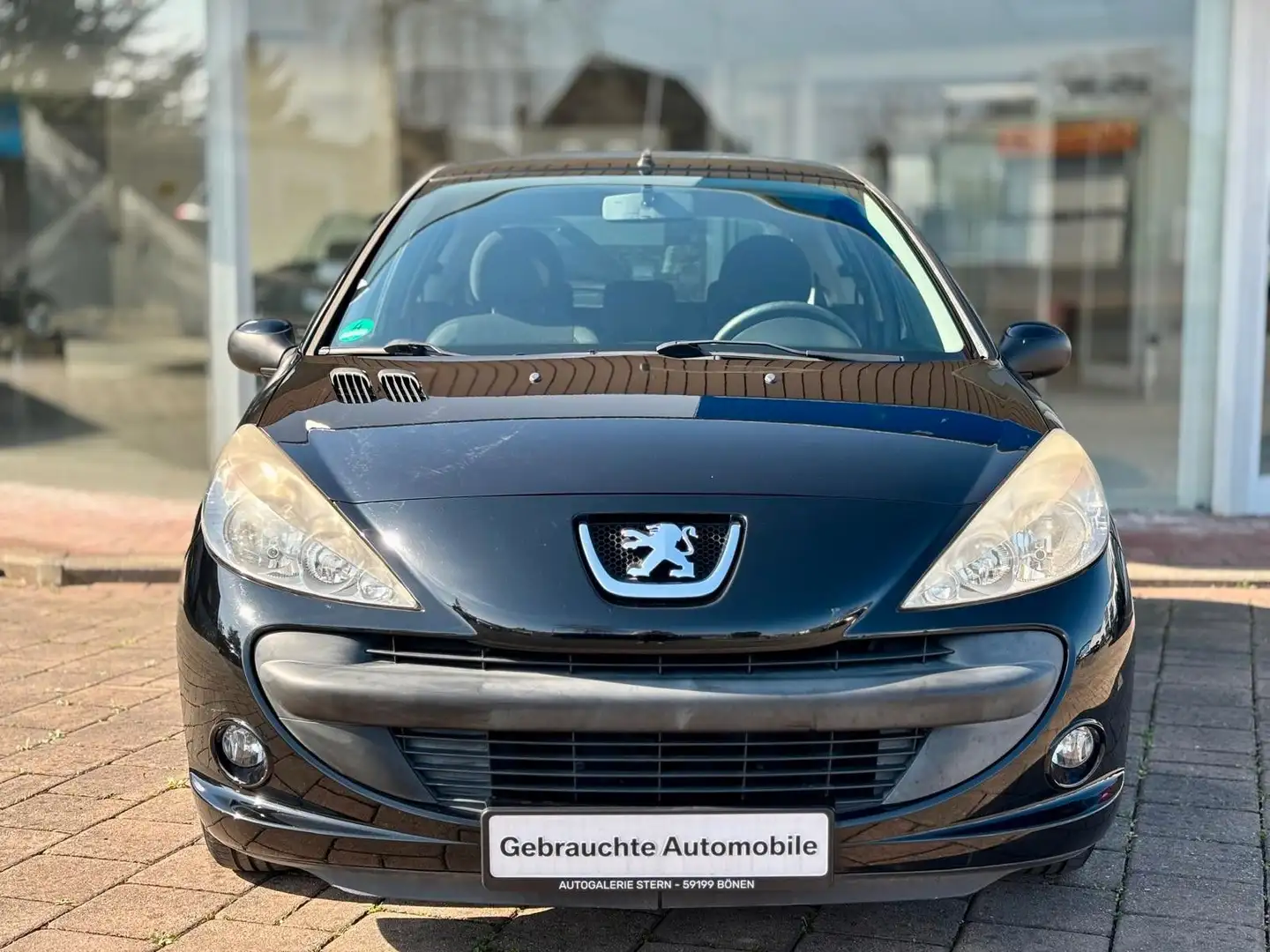 Peugeot 206 + 1.1 "Basis" *AHK* Noir - 2