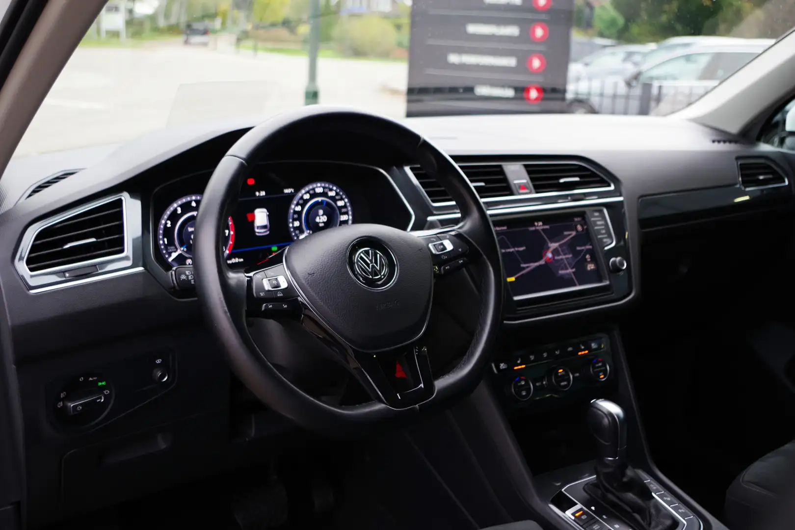 Volkswagen Tiguan 1.4 TSI 150 PK 4Motion Automaat R-Line Highline, T Blanc - 2