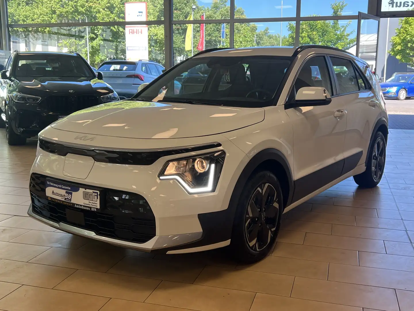 Kia Niro EV*ACC*Cam*dig.Cockpit*CarPlay*SHZ*GARANTIE Weiß - 1