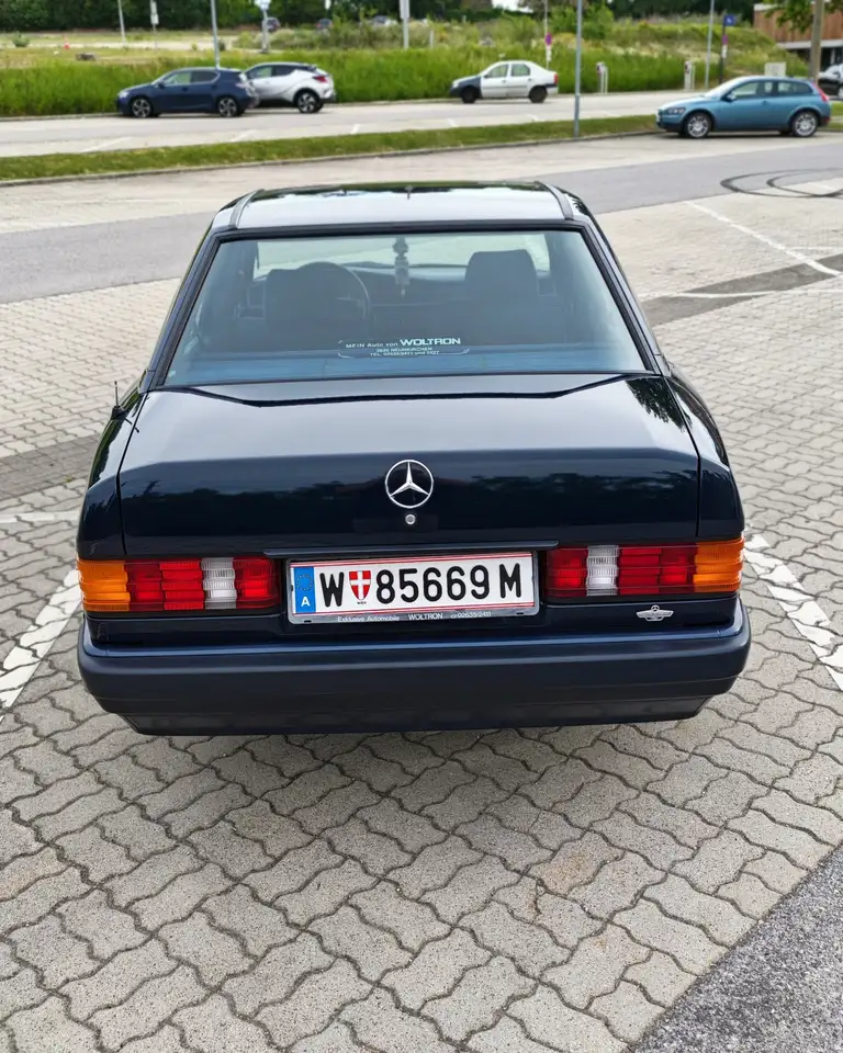 Mercedes-Benz 190 E 1,8, foto 6