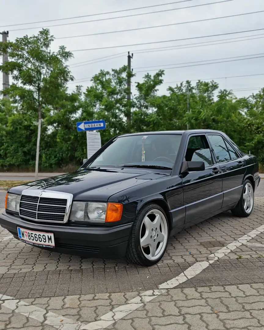 Mercedes-Benz 190 E 1,8 Blau - 1
