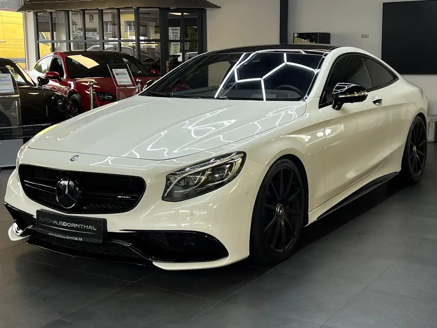 Mercedes-Benz S 63 AMG Coupe 4M/PANO/BURM/NACHTS./360°/HUD Weiß - 1
