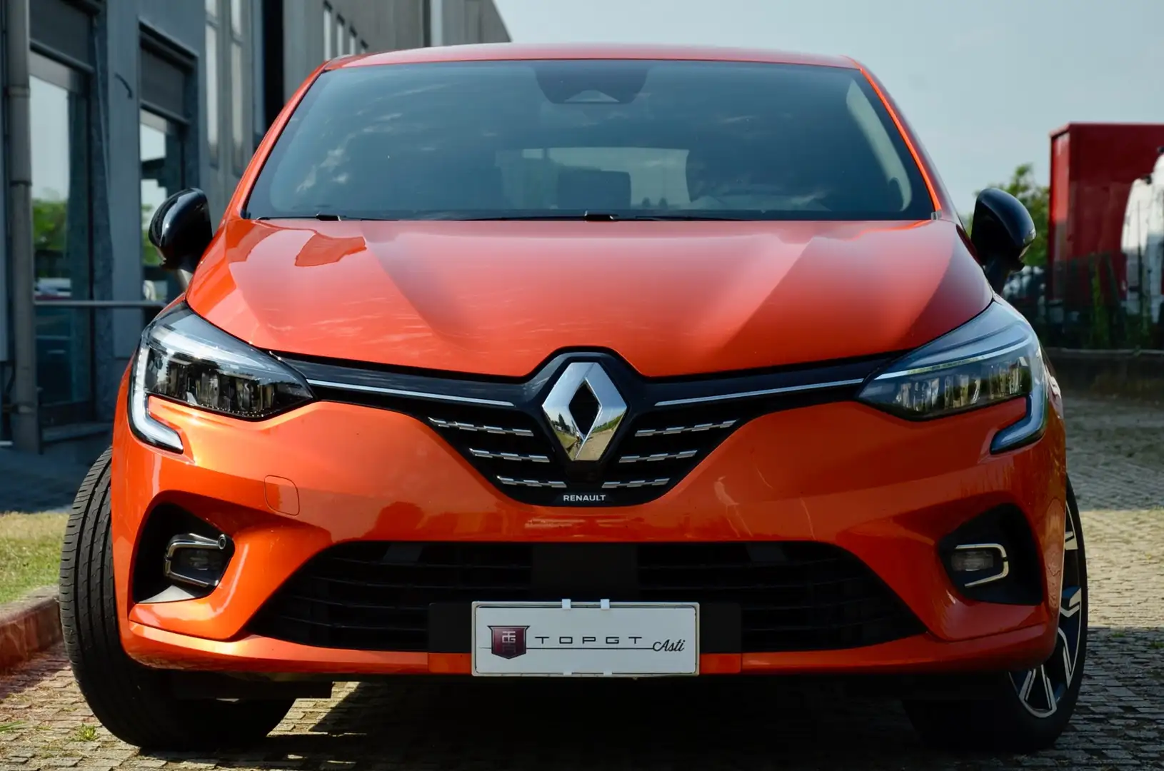 Renault Clio 1.6 E-Tech full hybrid Evolution 145cv GAR. UFF Arancione - 2