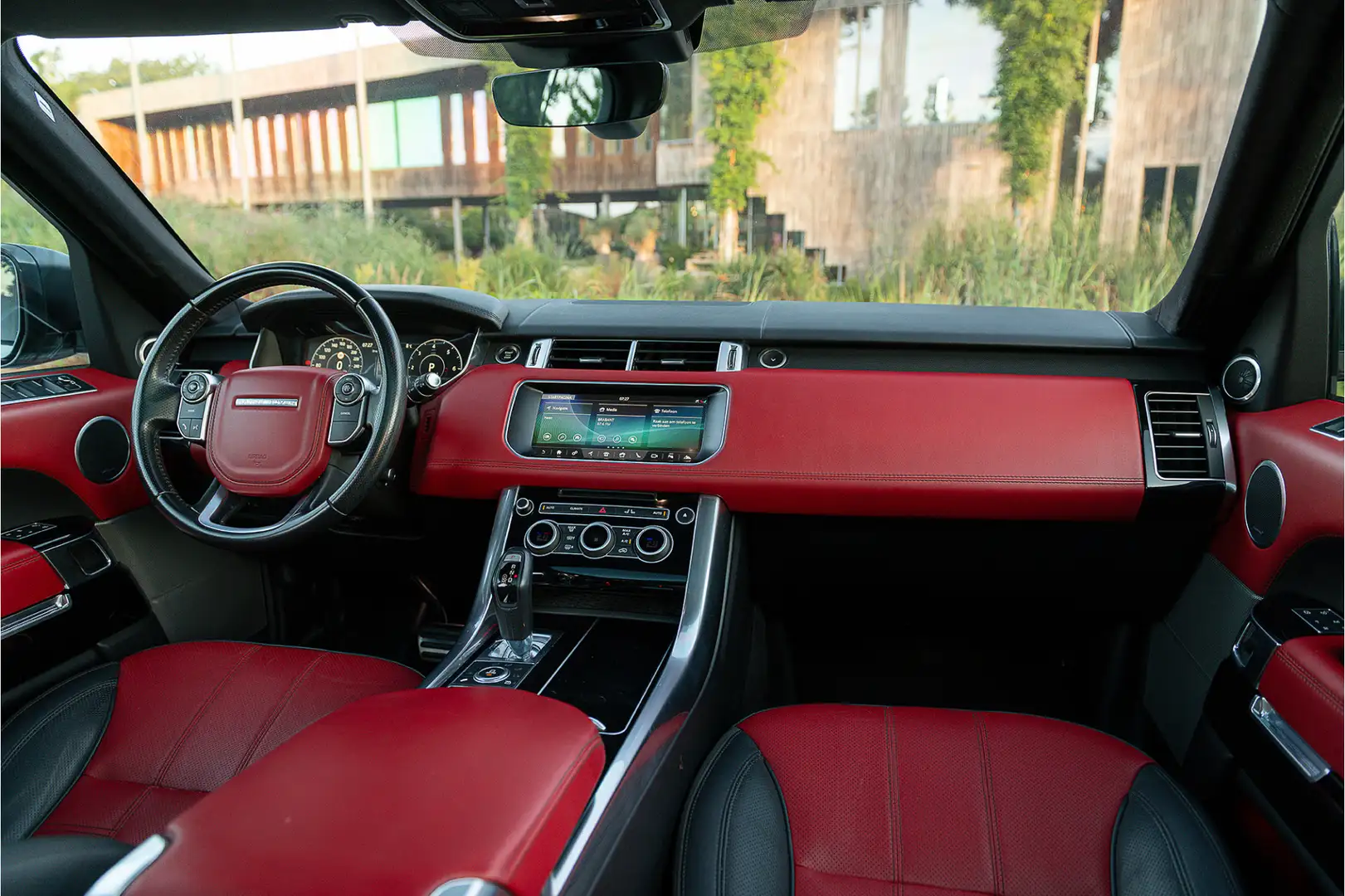 Land Rover Range Rover Sport 4.4 Aut. SDV8 Autobiography Vogue GRIJS KENTEKEN L Weiß - 2