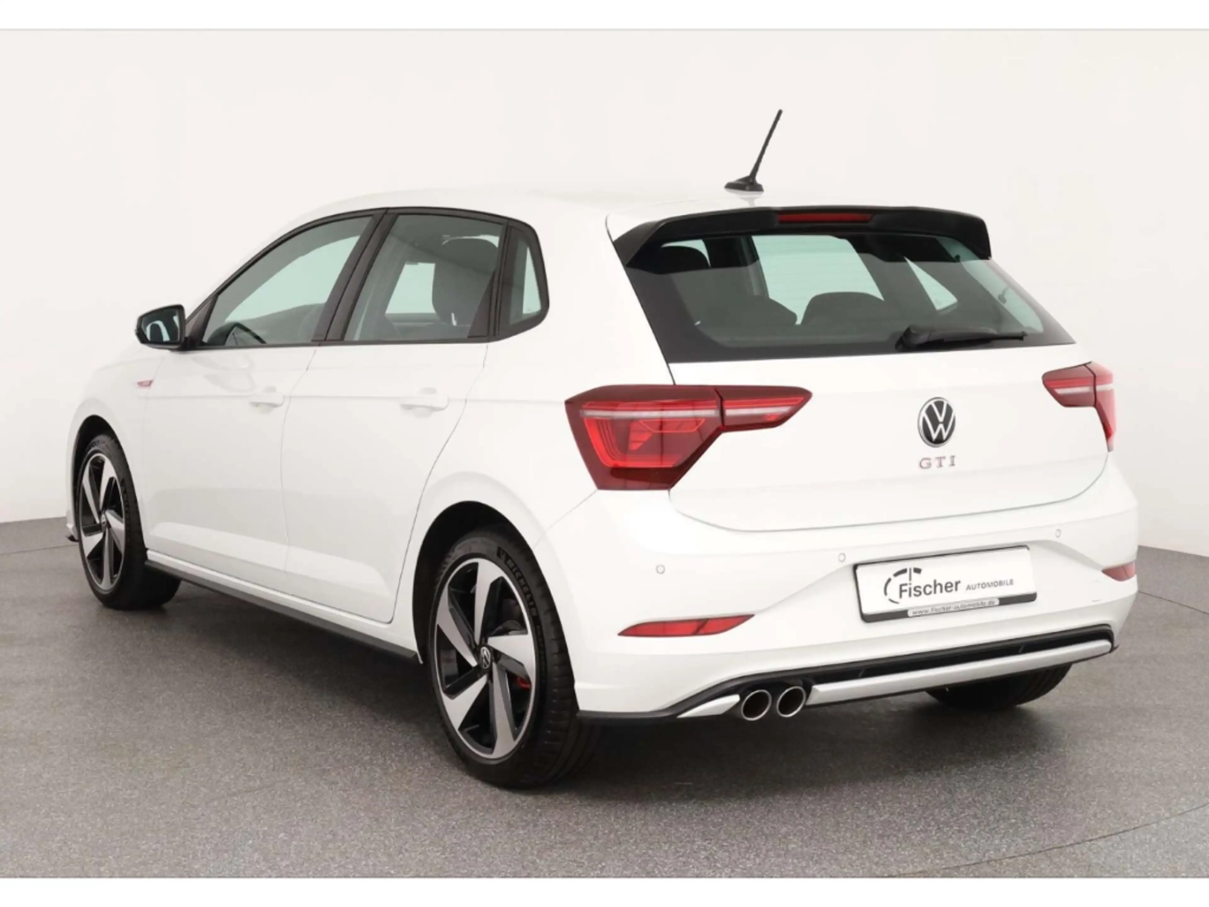 Volkswagen Polo GTI 2.0 TSI — photo 4