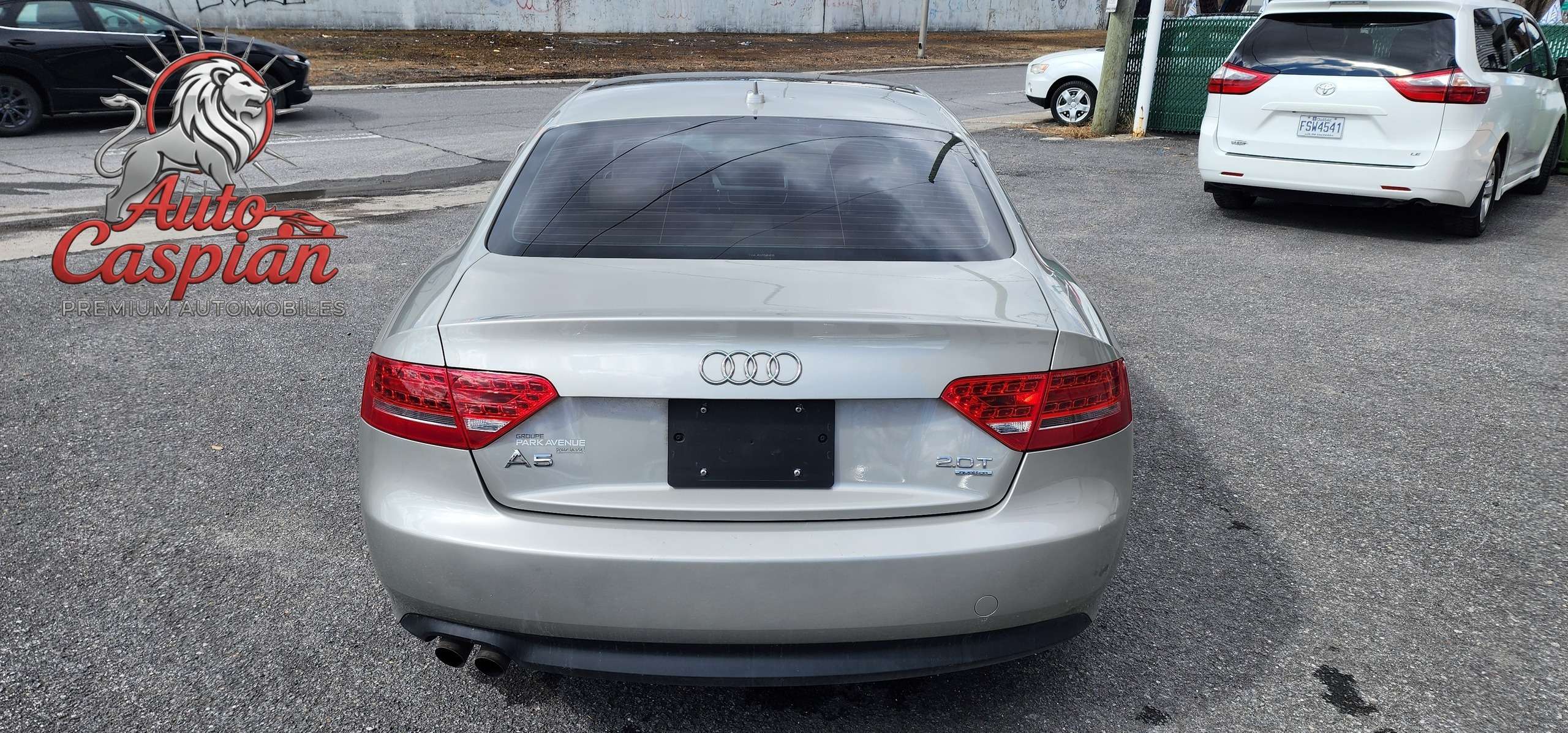2010 Audi A5 Quattro 2.0T alt 5