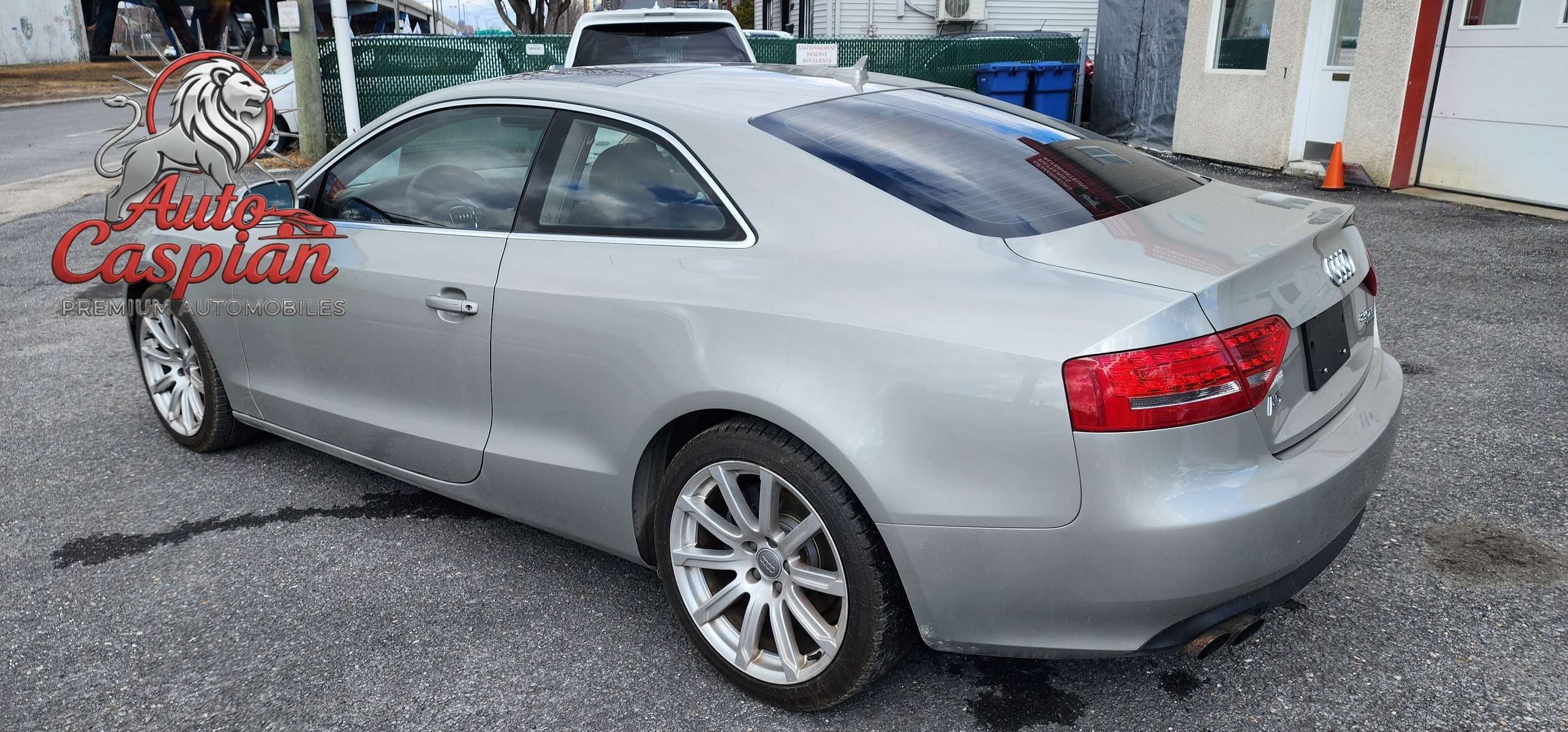 2010 Audi A5 Quattro 2.0T thumb 6