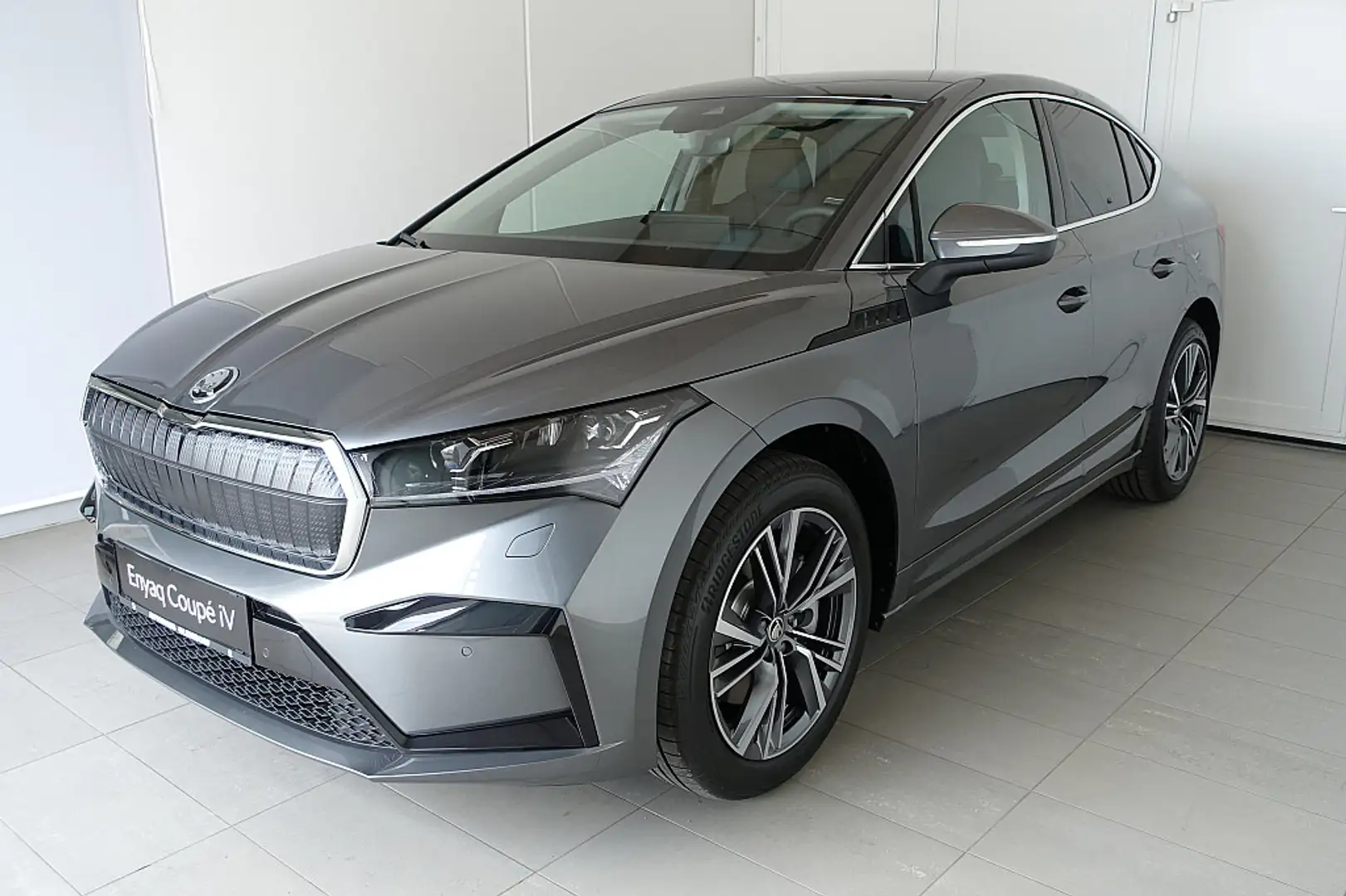 Skoda Enyaq Coupe iV 80 82kWh Grau - 1